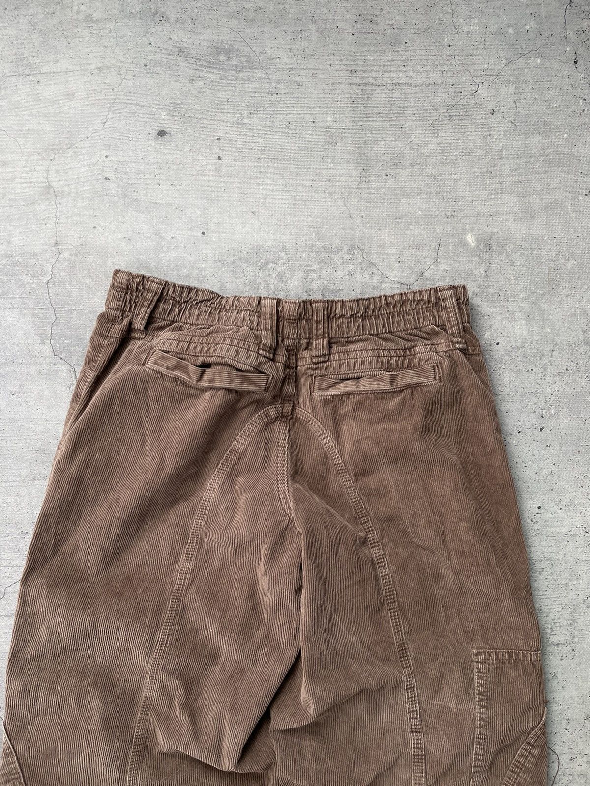 Japanese Brand VTG Brown Corduroy Parachute Multi Pocket Y2K Pants Size US 32 / EU 48 - 10 Thumbnail