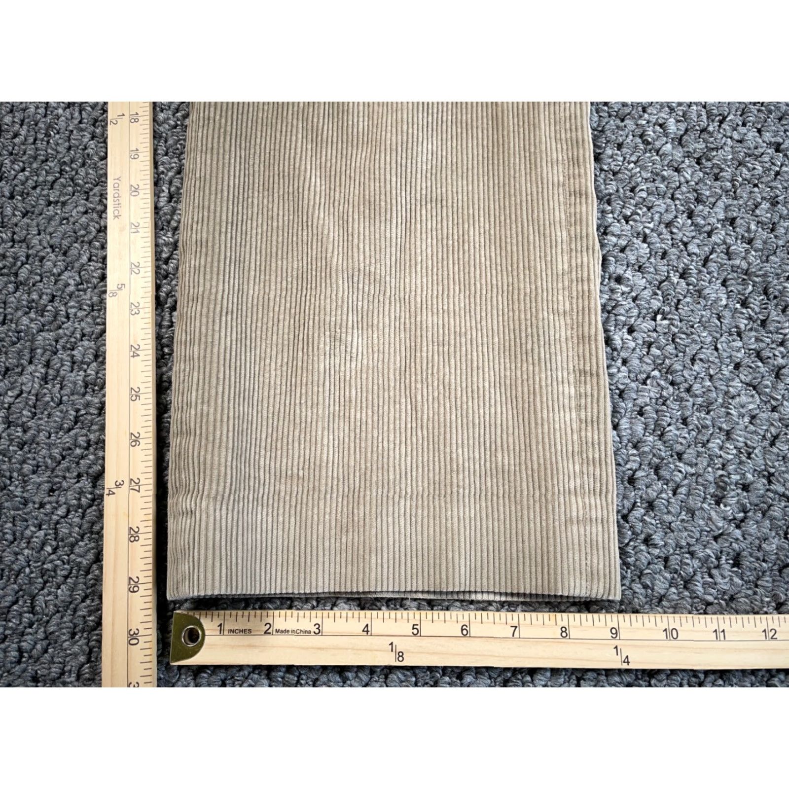Vintage VINTAGE L.L. Bean Corduroy Pants 36 x 29 Regular Fit Flat Front Beige Straight Leg Men's USA Size US 36 / EU 52 - 7 Thumbnail