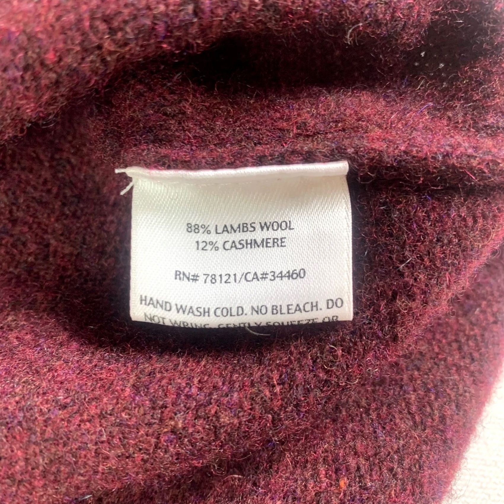 Eileen Fisher VINTAGE Eileen Fisher Red Cardigan Sweater 1X Burgundy Wool Cashmere Blend Button Womens Cardigan/ Sweater 1X Red Burgundy Wool Cashmere Button Women Size XL / US 12-14 / IT 48-50 - 4 Thumbnail