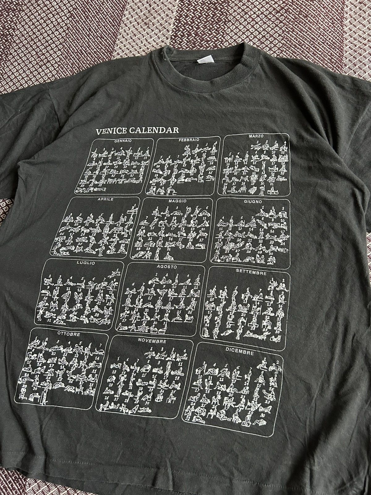 Vintage Vintage Rare Venice Calendar Crazy Streetwear Style Y2K Size US XXL / EU 58 / 5 - 3 Thumbnail