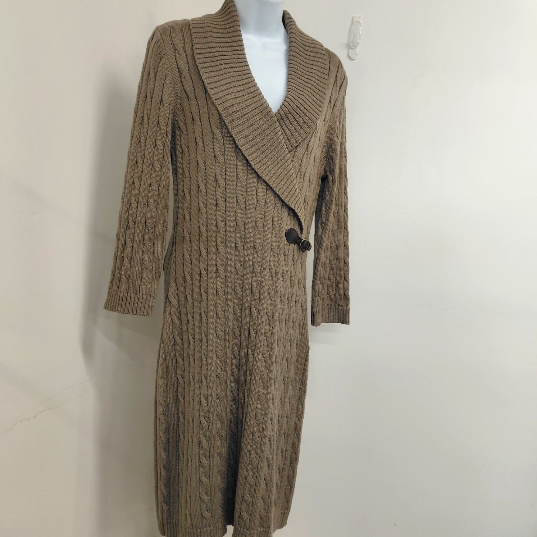 Calvin Klein Calvin Klein Sweater Dress Women's Sz Large Brown Wrap Cable Shawl Collar Buckle Size L / US 10 / IT 46 - 2 Thumbnail