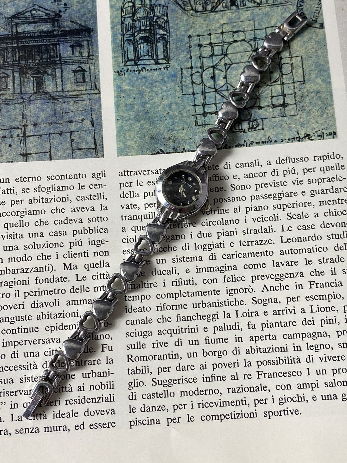 Jewelry KIMIO Quartz Watch. Heart Bracelet Size ONE SIZE - 1 Thumbnail