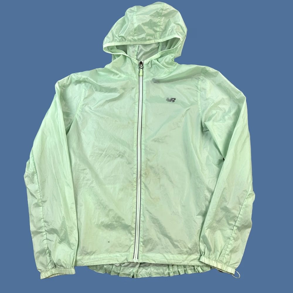 New Balance New Balance Jacket Women's Large Green Hooded Windbreaker Running Packable Size L / US 10 / IT 46 - 1 Thumbnail