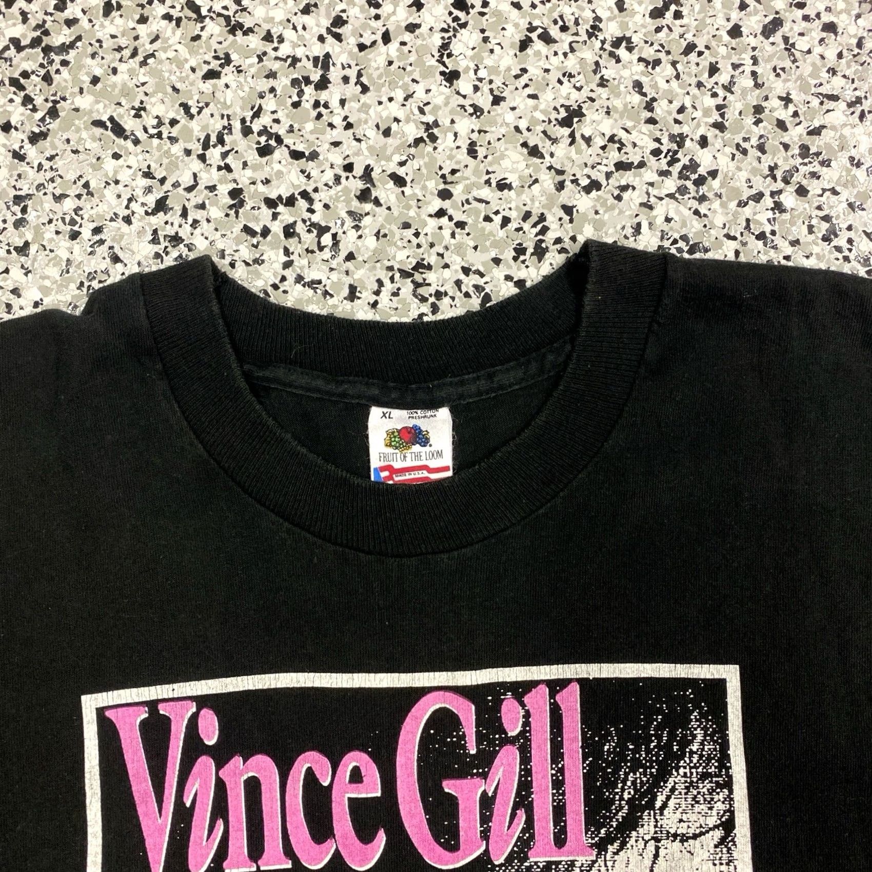 Fruit Of The Loom VINTAGE Vince Gill Tour T-Shirt XL Black 90s Country Music Faded USA Fruit of the Loom Mens Size US XL / EU 56 / 4 - 2 Thumbnail