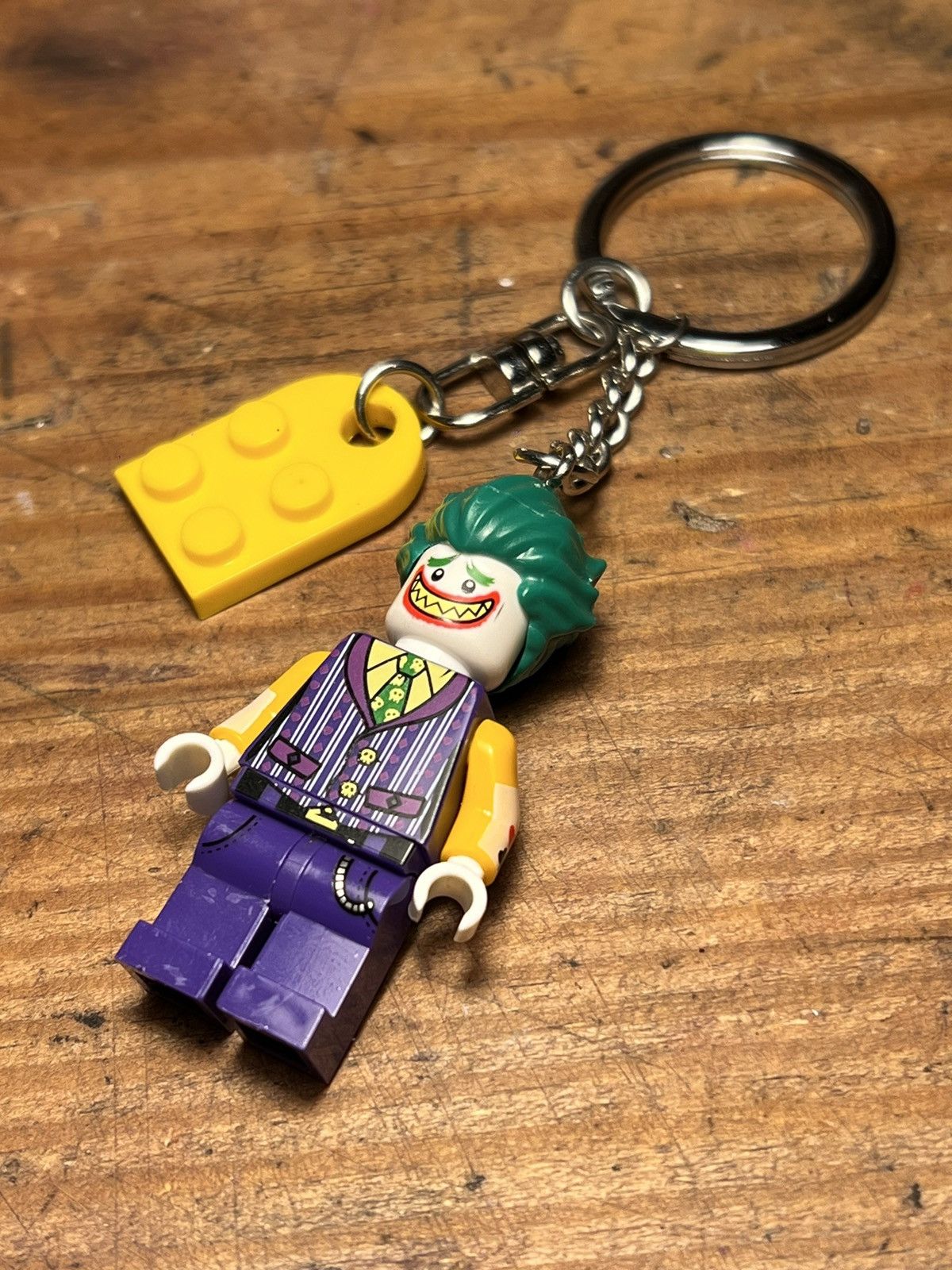 Anime × DC Comics × Marvel Comics Batman Joker minifigure keychain keyring Size ONE SIZE - 5 Thumbnail