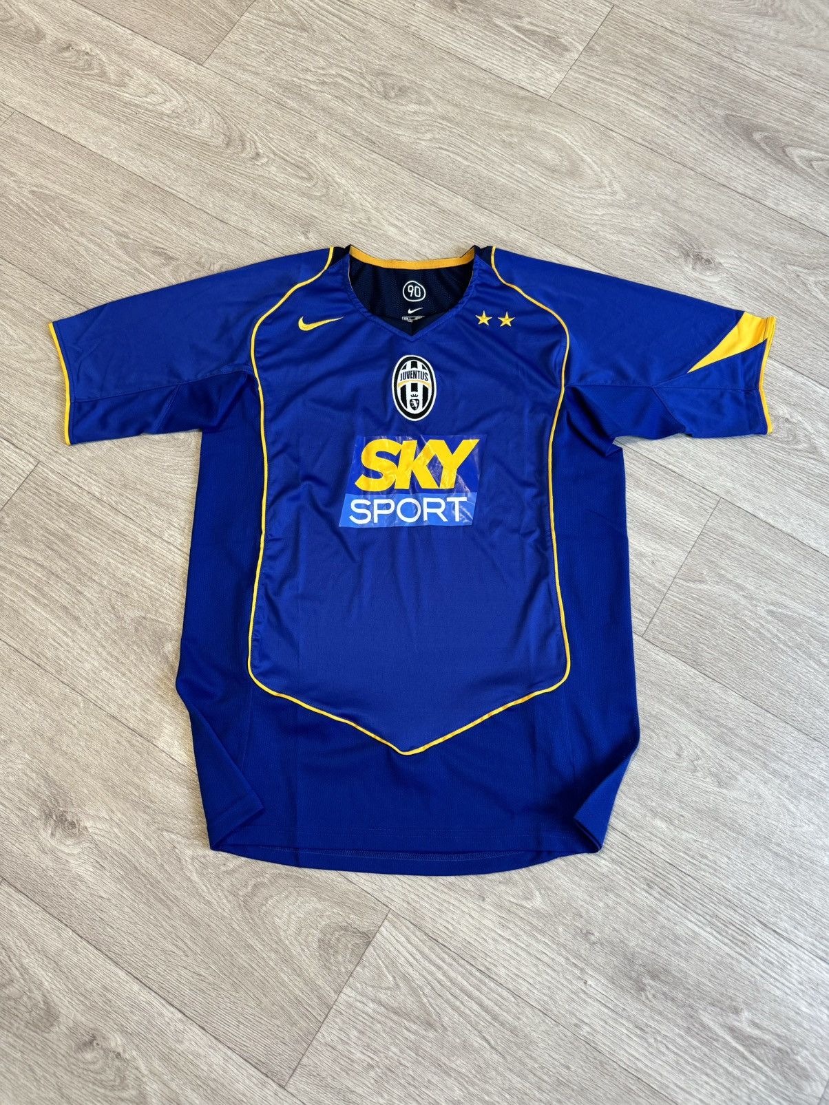 Nike 🔷Retro Nike Juventus 2004/05 Soccer jersey🔷 Size US L / EU 52-54 / 3 - 1 Thumbnail