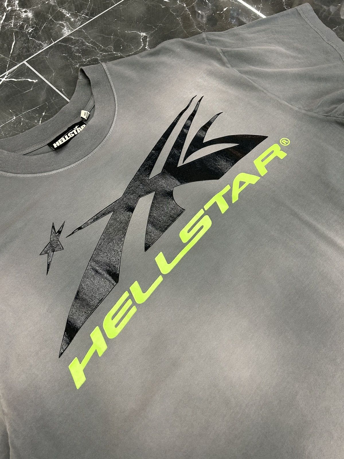 HELLSTAR HELLSTAR Sports Core Logo Gel Tee Grey Size US XL / EU 56 / 4 - 2 Thumbnail