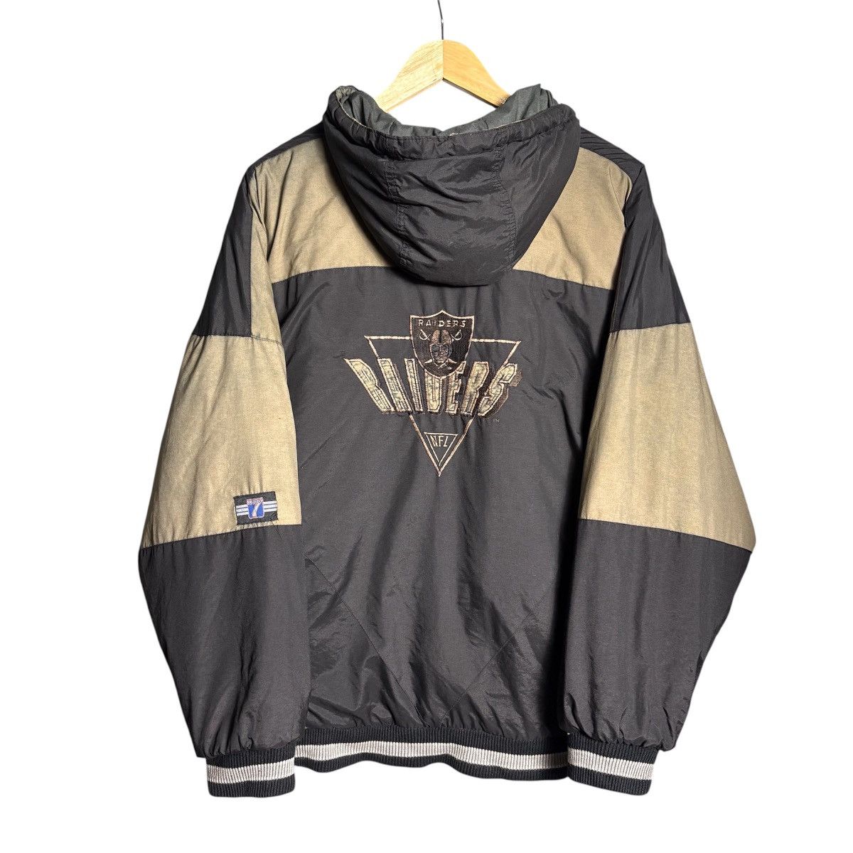 NFL Vintage 90s Raiders Puffer Hoodie Bomber Jacket / Distressed Size US XL / EU 56 / 4 - 1 Thumbnail