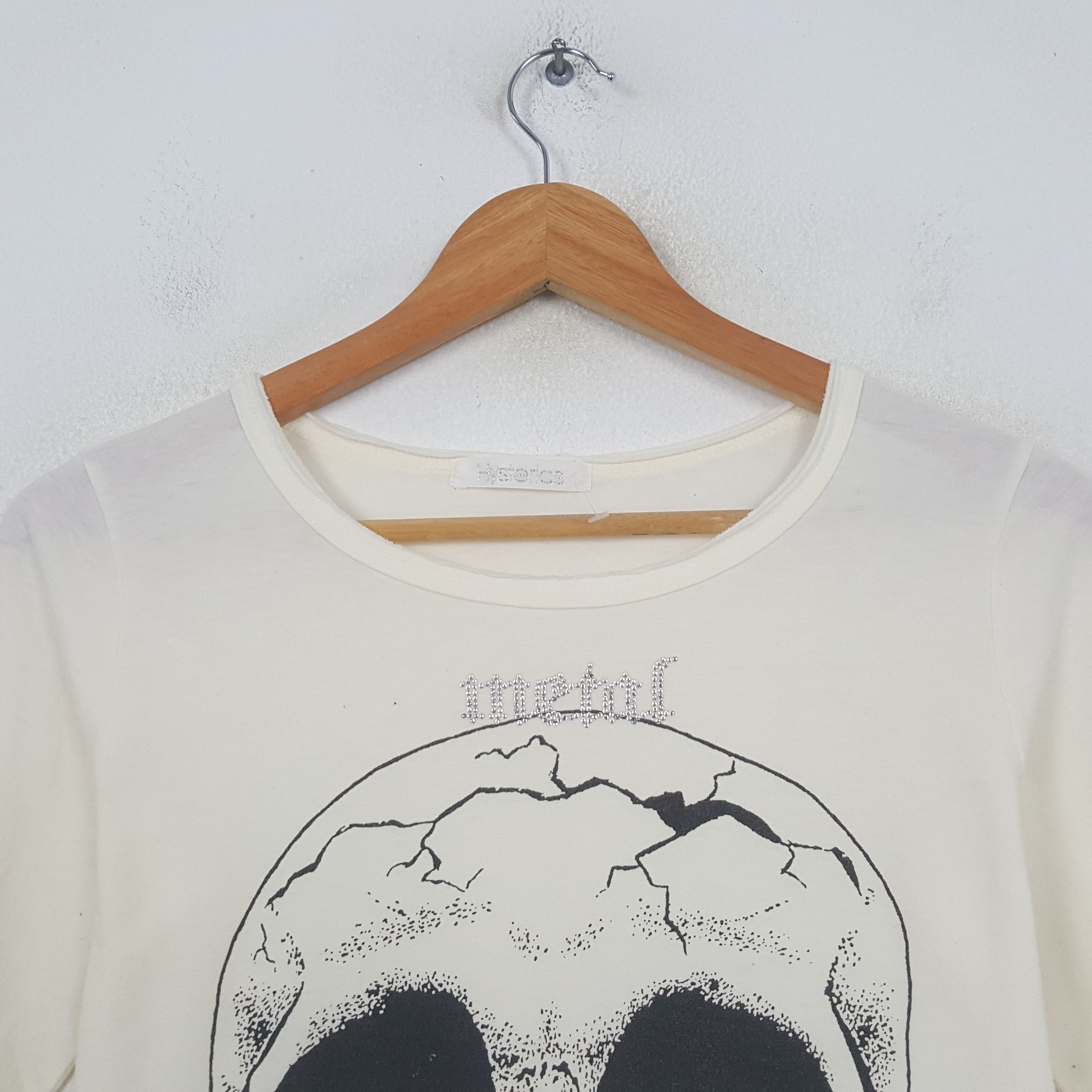 Hysteric Glamour Vintage Metal Hysteric Glamour Japan Brand T-shirt C294N49 Size S / US 4 / IT 40 - 2 Thumbnail