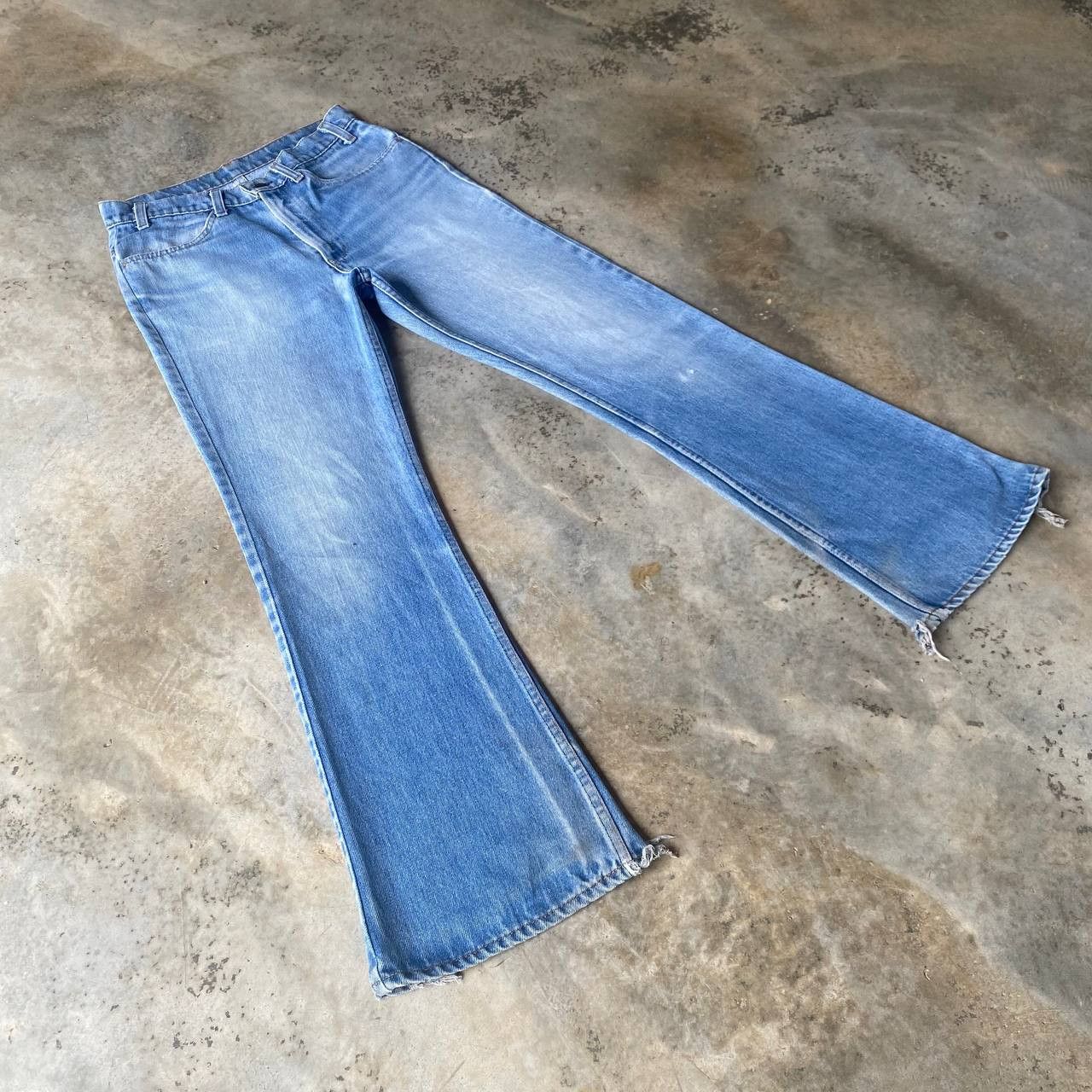 Levi's Vintage Clothing RARE 1970S LEVIS 646 ORANGE TAG FLARED BLUE WASH FRAYED HEM Size US 30 / EU 46 - 3 Thumbnail