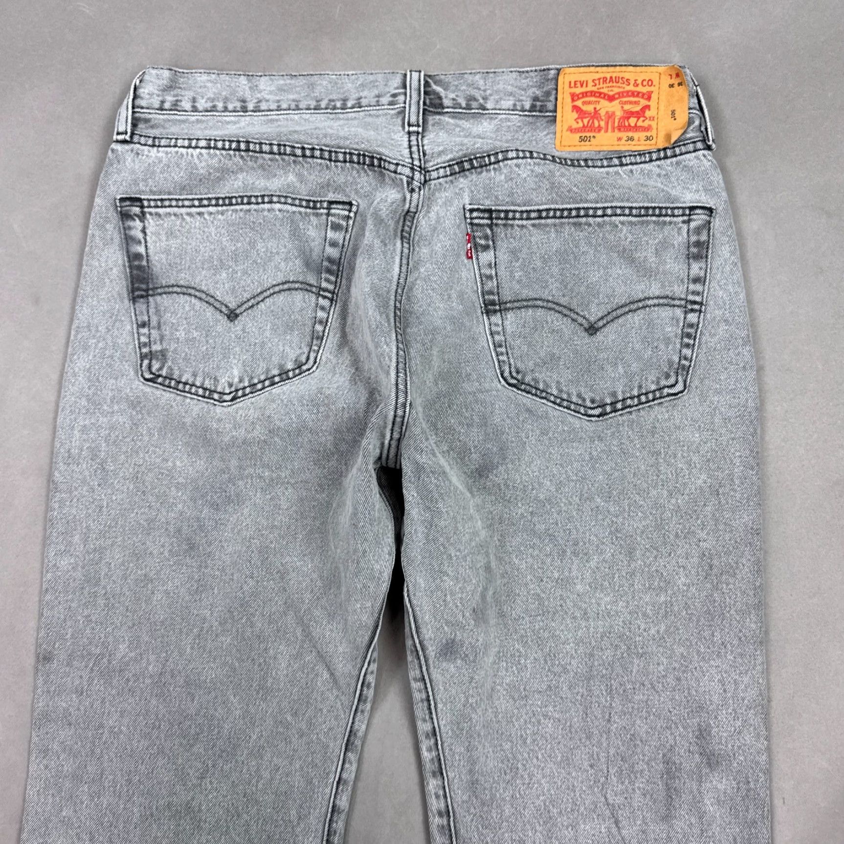 Levi's Levi's 501 Jeans Mens 36x30 Black Button Fly Denim Pants Distressed Vintage? No. Size US 36 / EU 52 - 5 Thumbnail