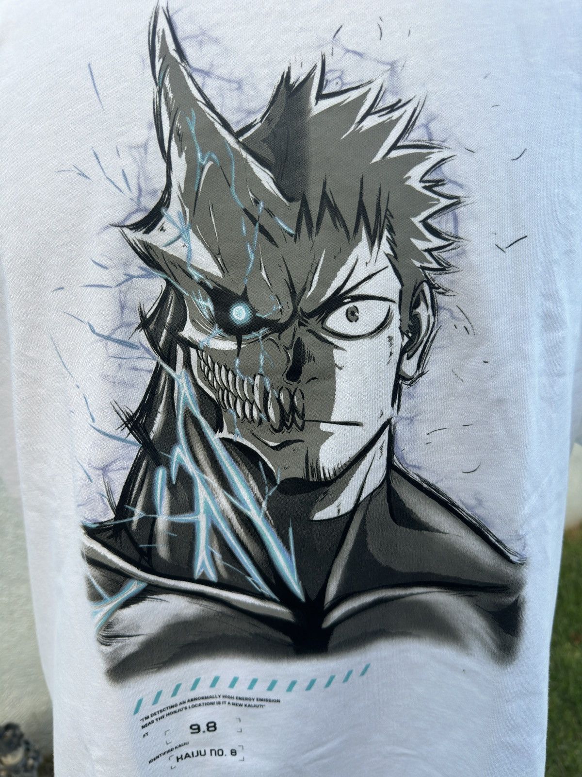 Uniqlo New Uniqlo UT Kaiju No 8 JAKDF Graphic T Shirt Men's XL Size US XL / EU 56 / 4 - 3 Thumbnail