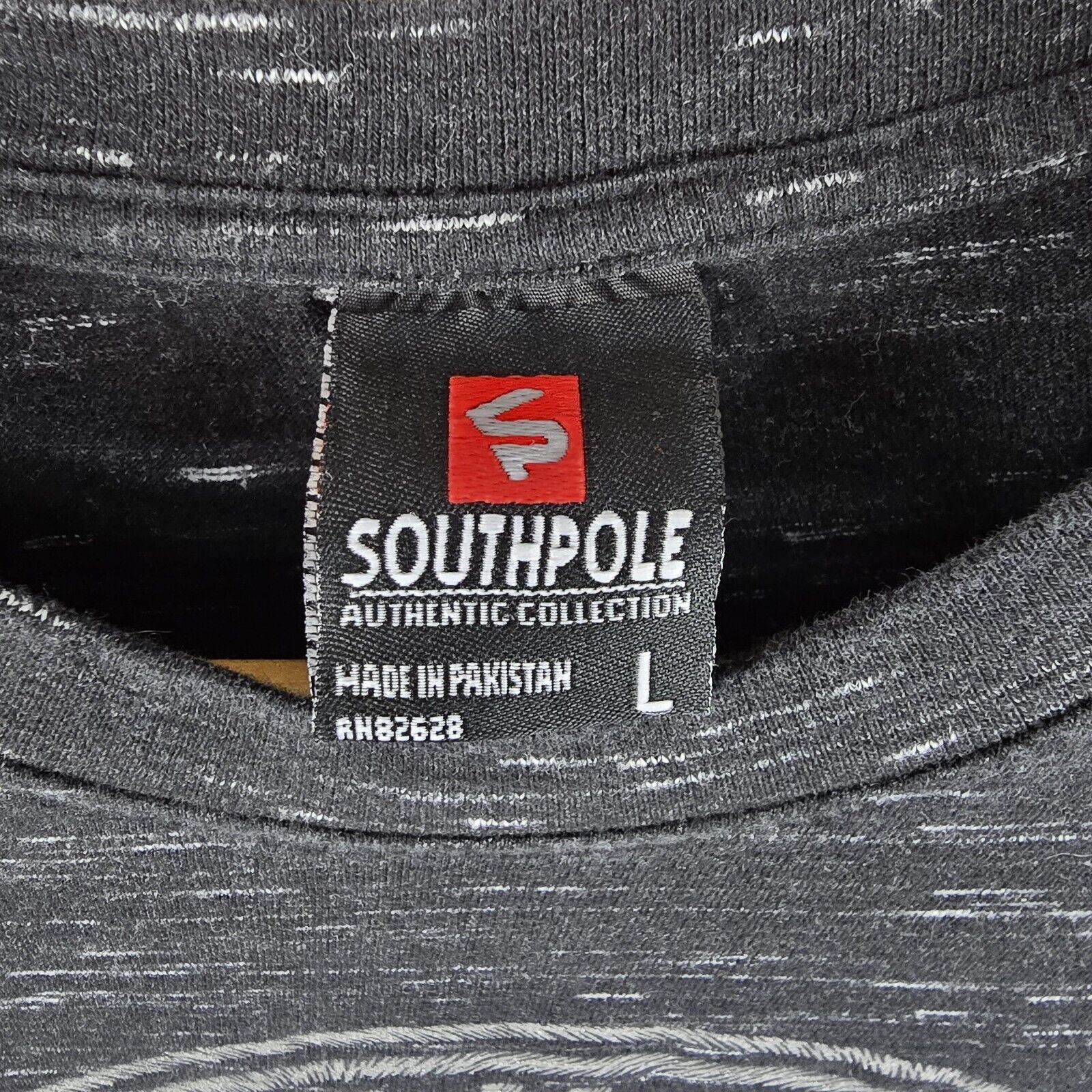 Southpole Vintage Southpole Men's Heather Black Shirt Large Y2K Vtg Size US L / EU 52-54 / 3 - 6 Thumbnail