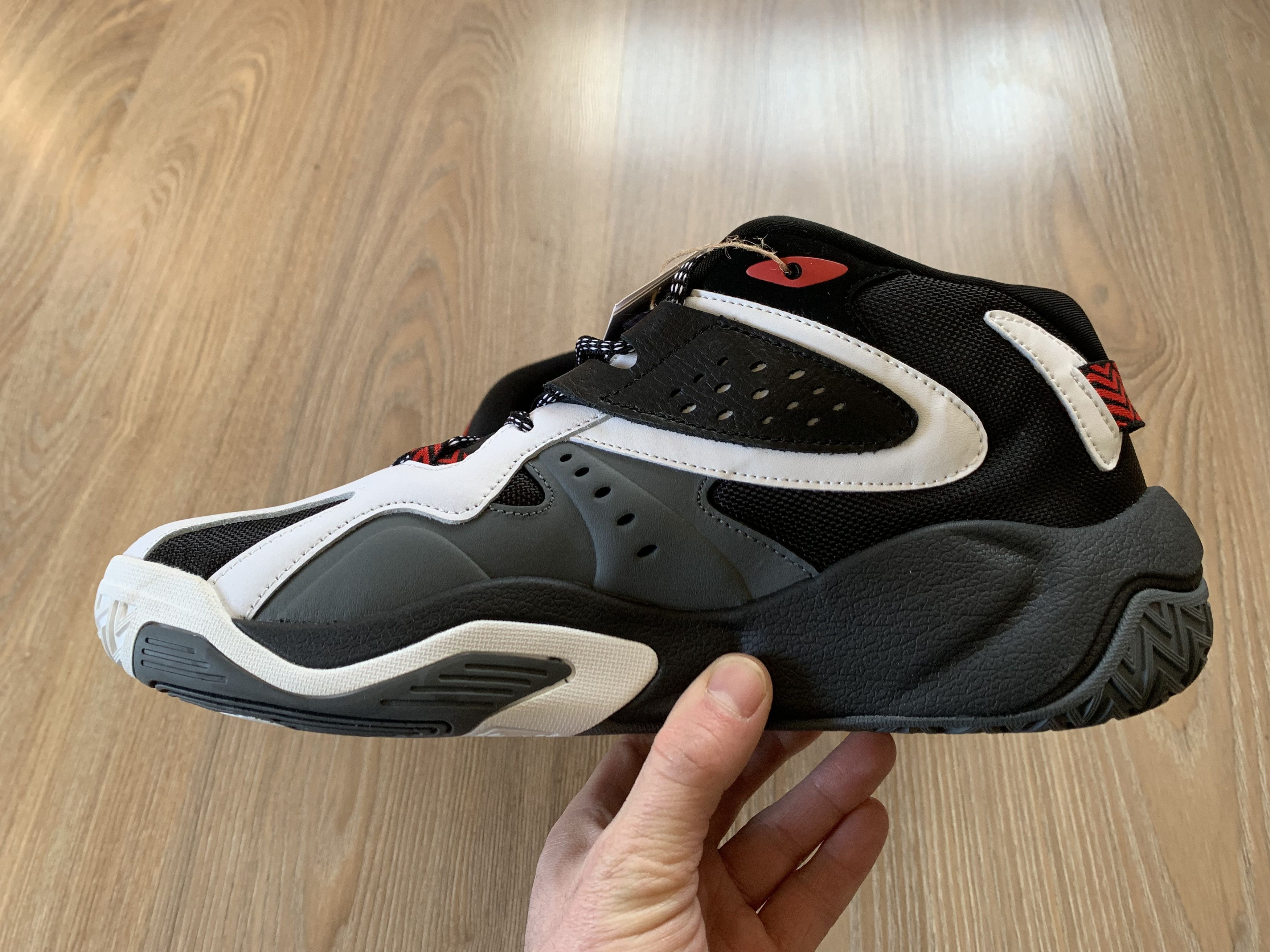 Other Mens Shaqnotix Grey Sneakers Size US 11 / EU 44 - 5 Thumbnail