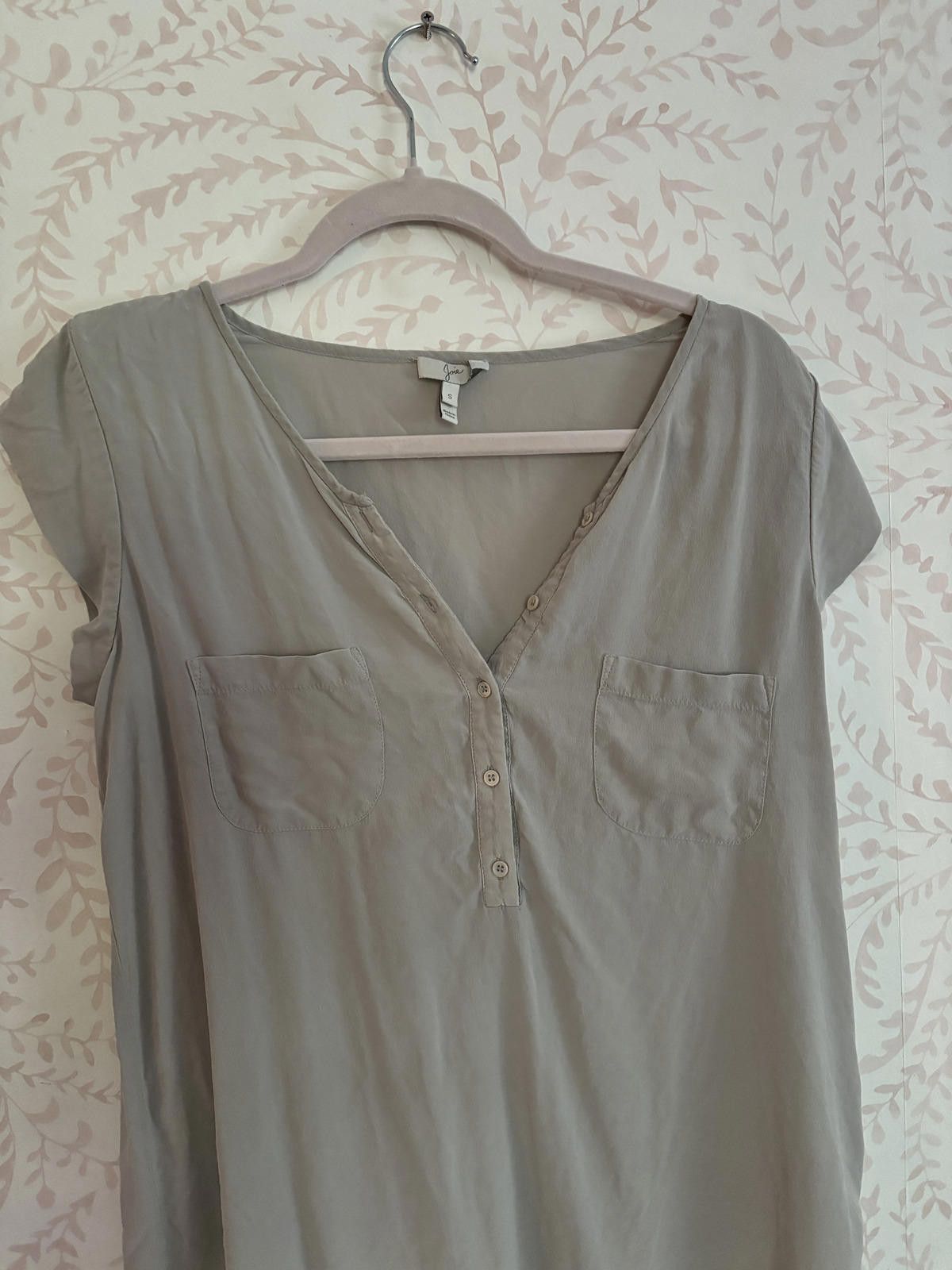Jones New York 100% Silk Joie Casual V-Neck Top - Size S Size S / US 4 / IT 40 - 3 Thumbnail