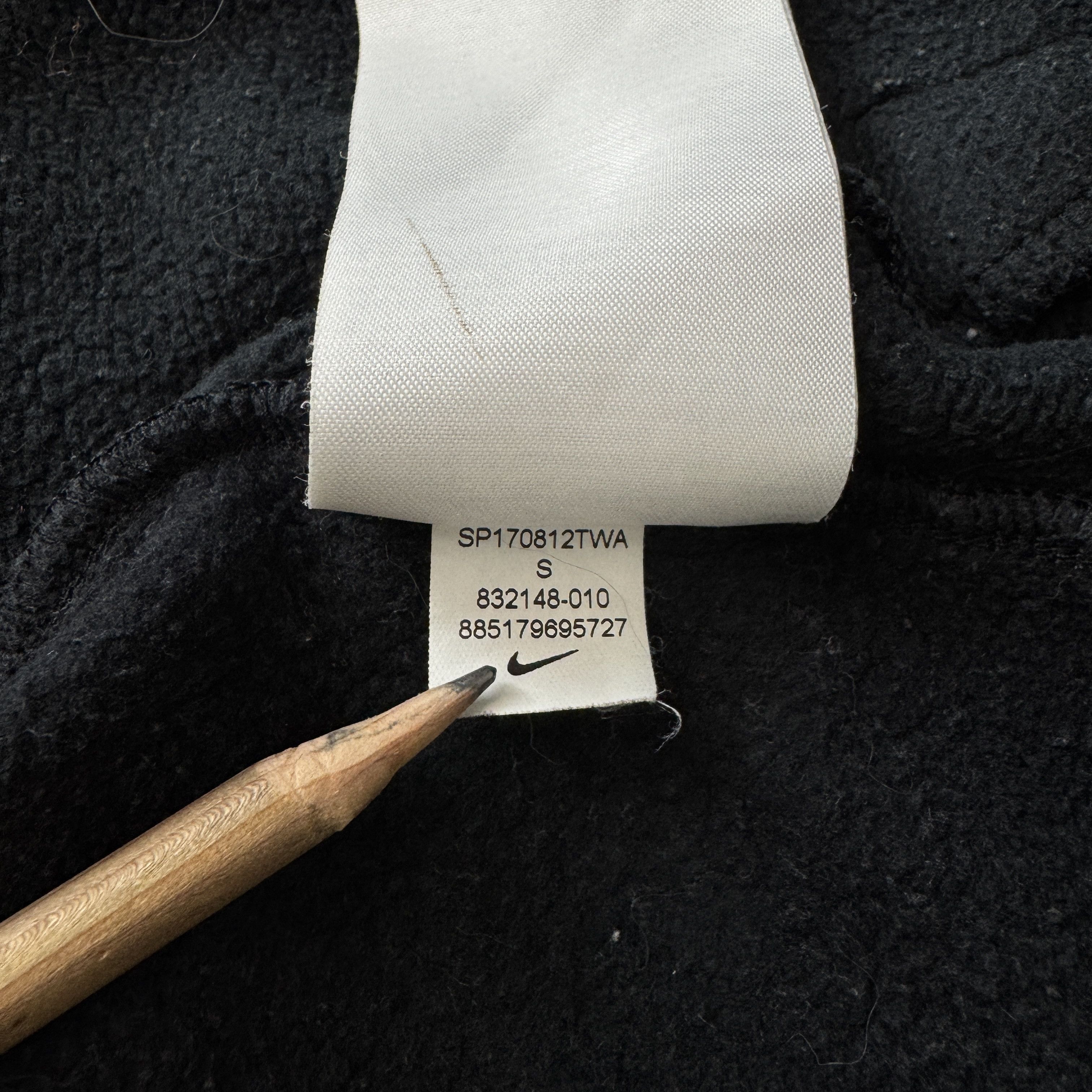 Nike Air NSW Hoodie Full Zip Size US S / EU 44-46 / 1 - 8 Thumbnail
