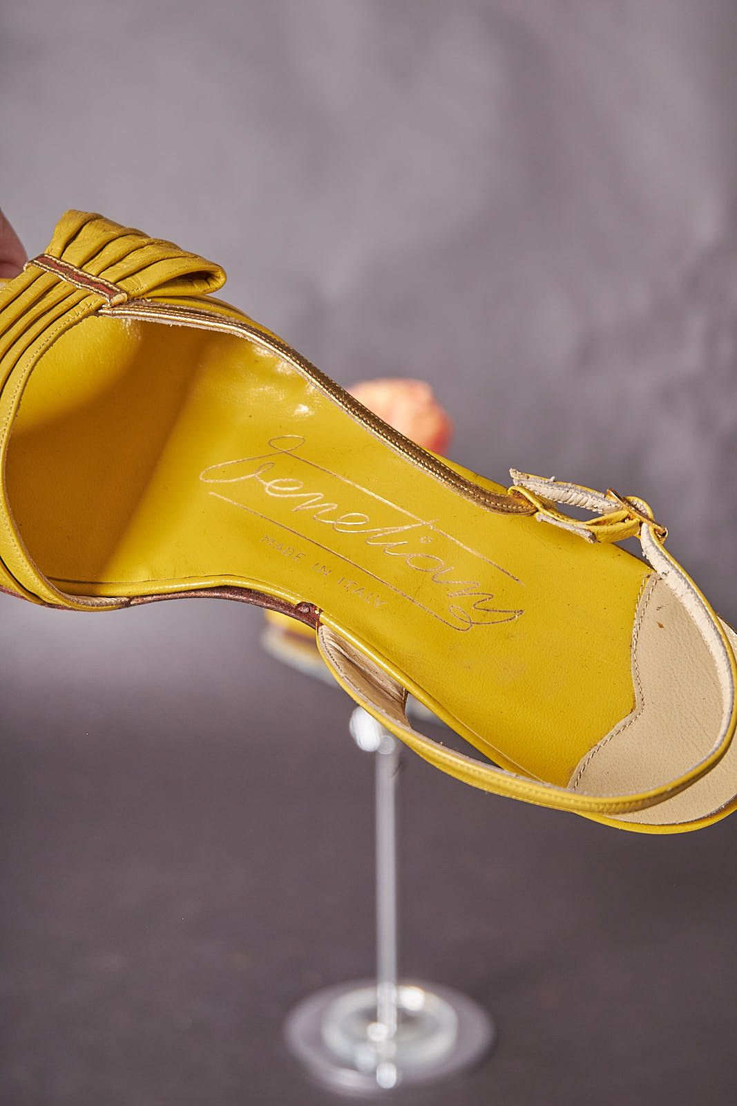 Vintage 1970s Joseph Larose Yellow and Gold Sandals Heels Shoes Size US 6 / IT 36 - 8 Thumbnail