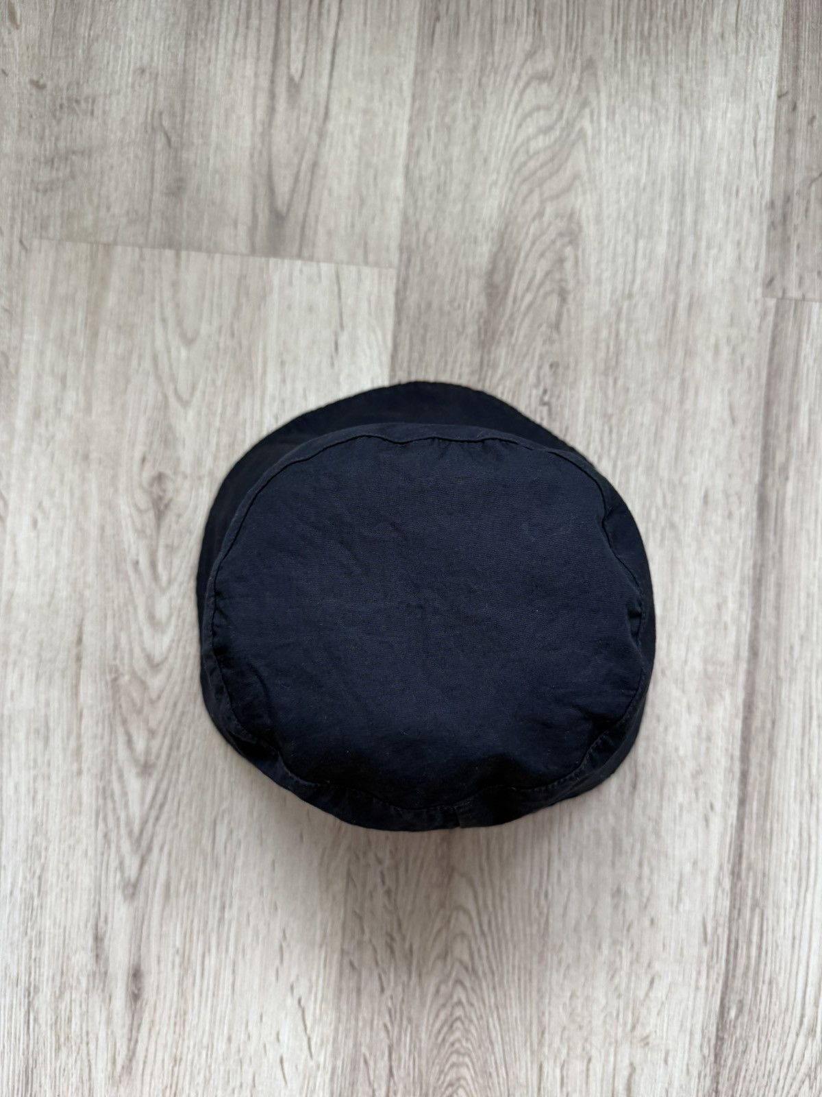 Burberry Burberry Reversible Bucket Hat Nova Check / Navy Size ONE SIZE - 8 Thumbnail