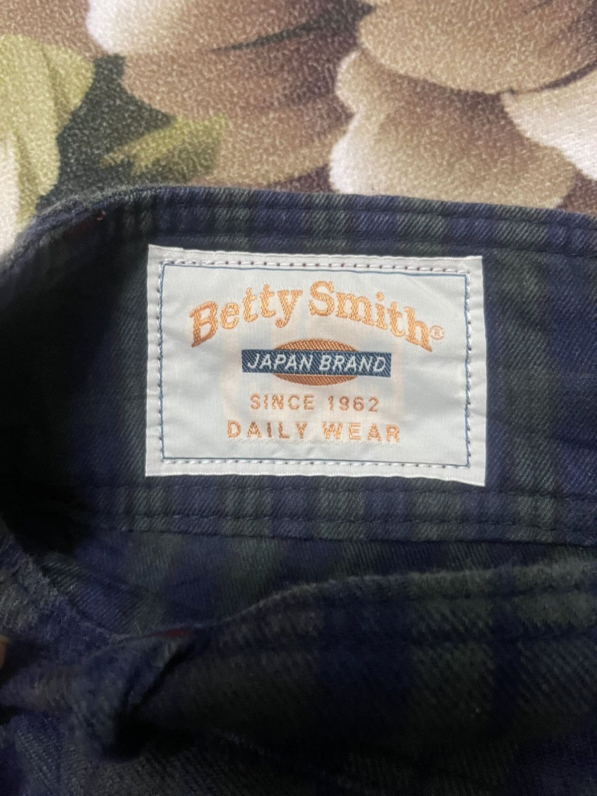 Japanese Brand Betty Smith Bootcut Carpenter Buckled Back Size US 31 - 7 Thumbnail