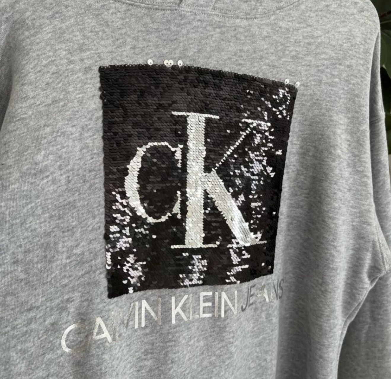 Calvin Klein Calvin Klein Jeans Sequin Logo Sweatshirt changing Sequins Size L / US 10 / IT 46 - 9 Thumbnail