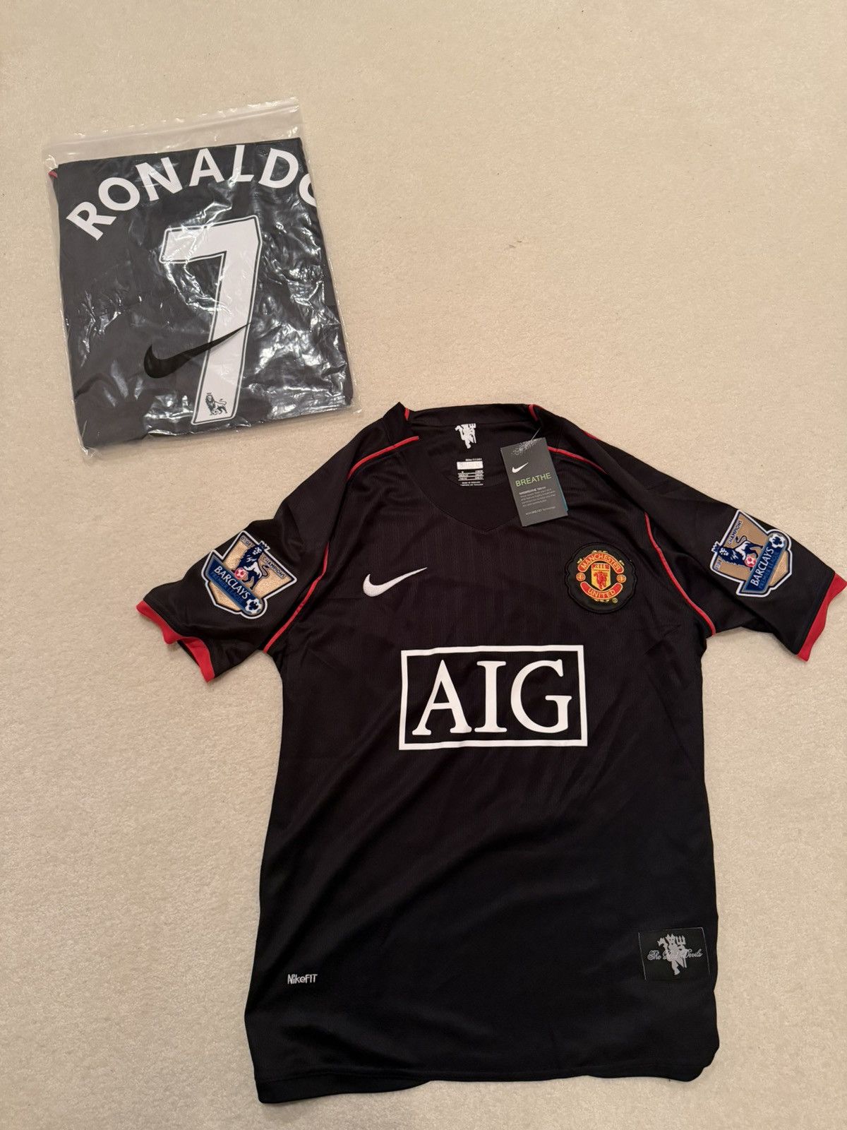 Nike Man United 07/08 Away Nike #7 Ronaldo L Shirt MUFC Mens Tee Size US M / EU 48-50 / 2 - 1 Thumbnail