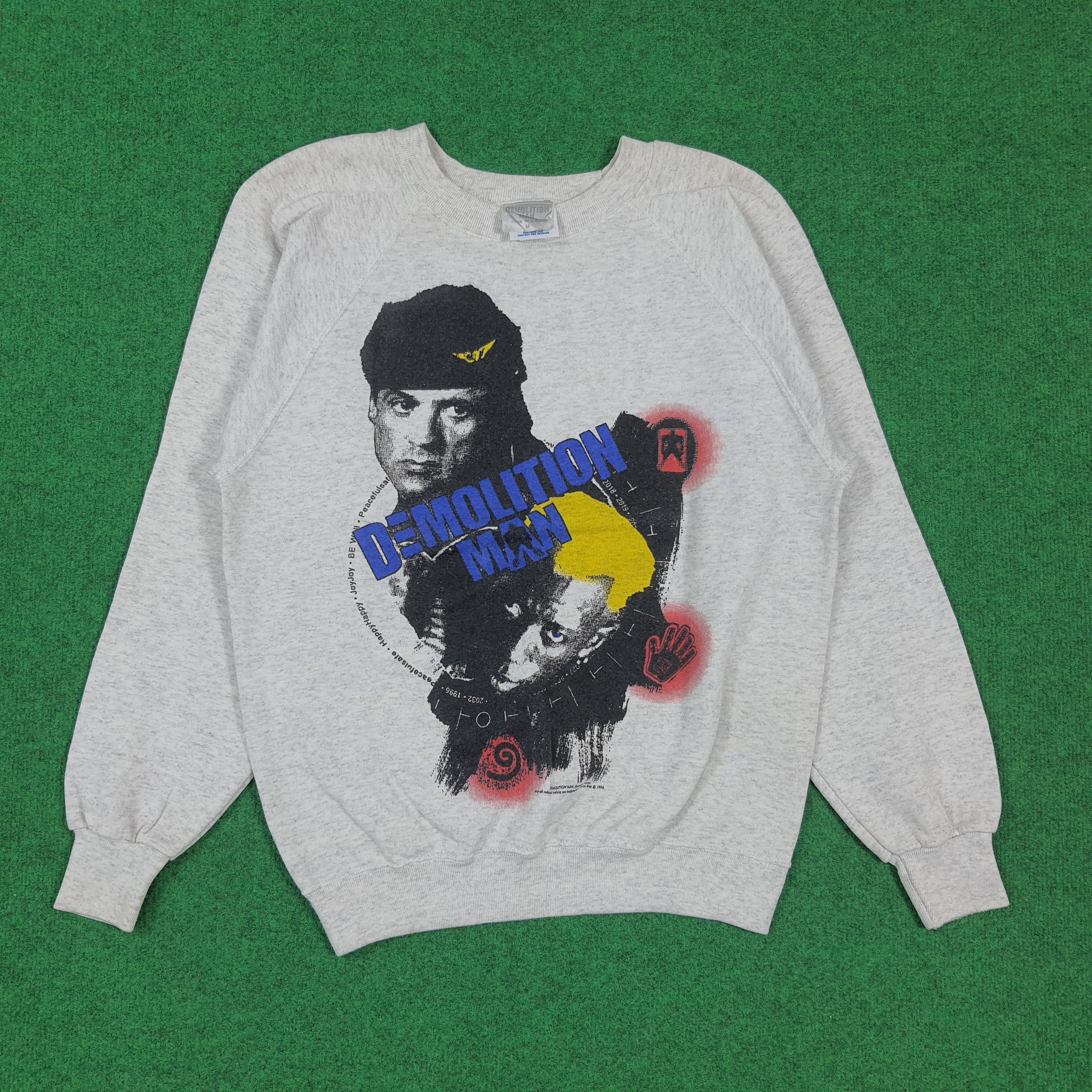 Vintage Vintage 1994 Demolition Man Movie Sweatshirt C298N30 Size US S / EU 44-46 / 1 - 1 Thumbnail