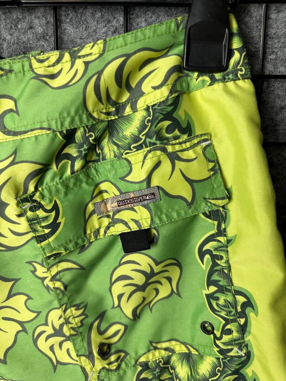 Quicksilver × Quiksilver Quiksilver shorts surf style swimming size 33 Size US 33 - 4 Thumbnail