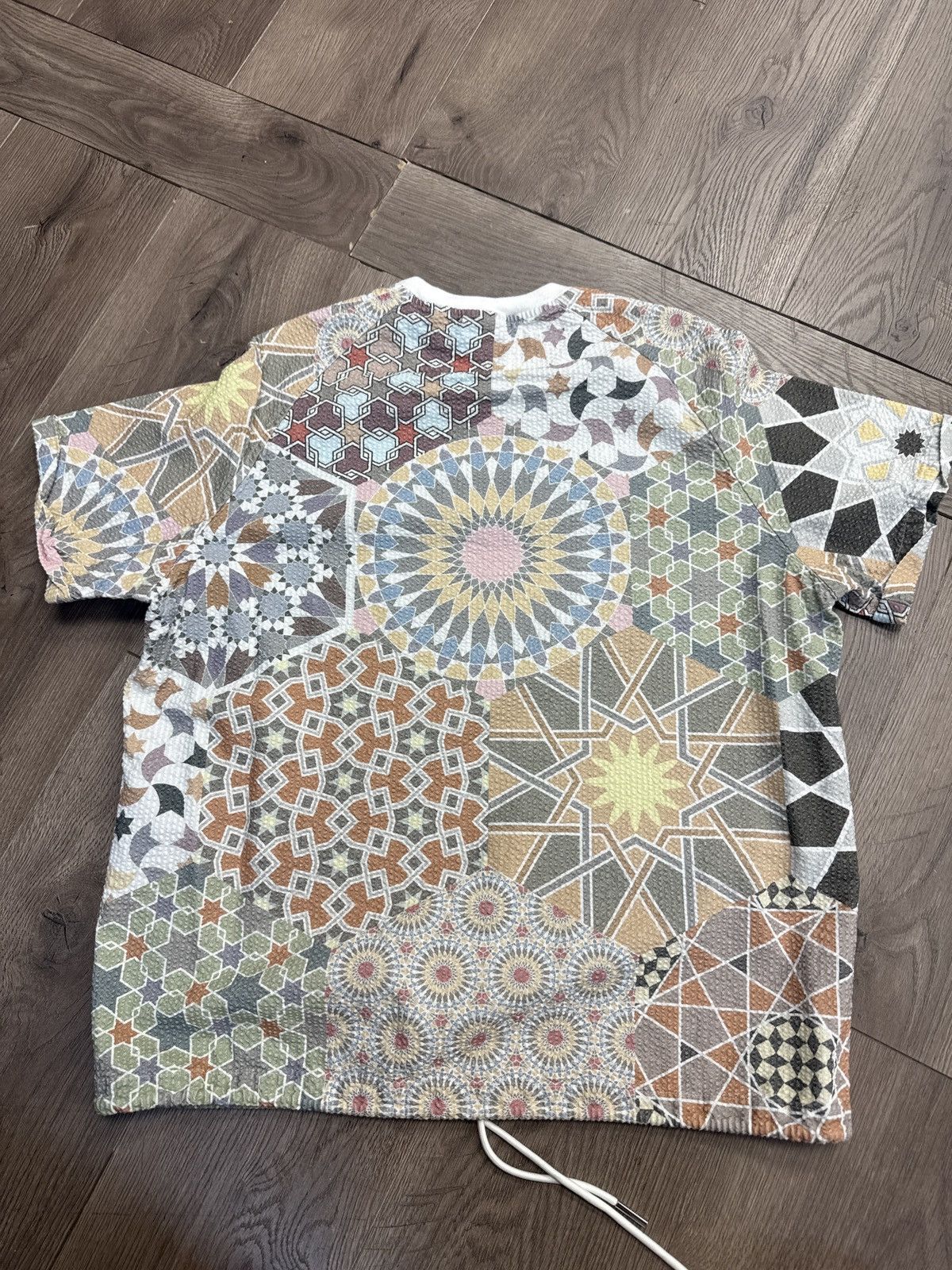 Kith Kith searsucker tile T shirt Size US M / EU 48-50 / 2 - 2 Thumbnail