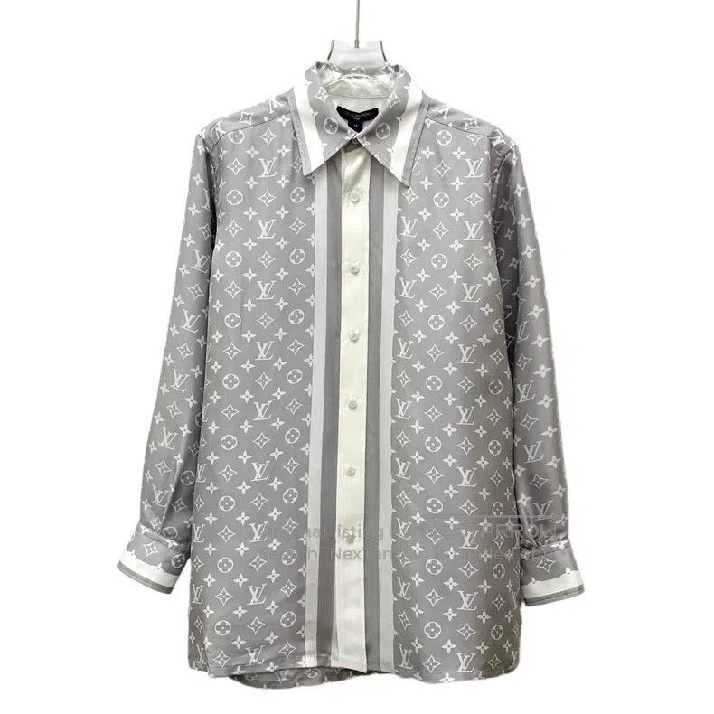 Louis Vuitton Louis Vuitton Silver logo presbyopic printed mulberry silk Size XXS / US 00 / IT 34 - 1 Thumbnail