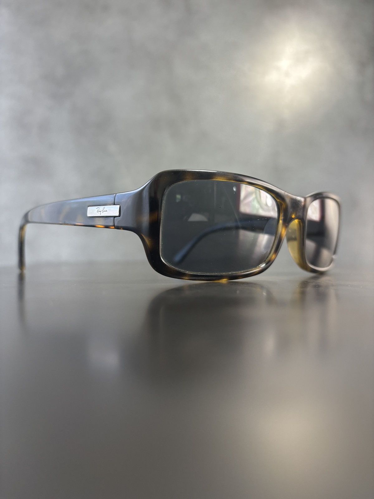 RayBan 2000s Vintage Ray-Ban Sunglasses Frames RB4107 Made in Italy Size ONE SIZE - 2 Thumbnail