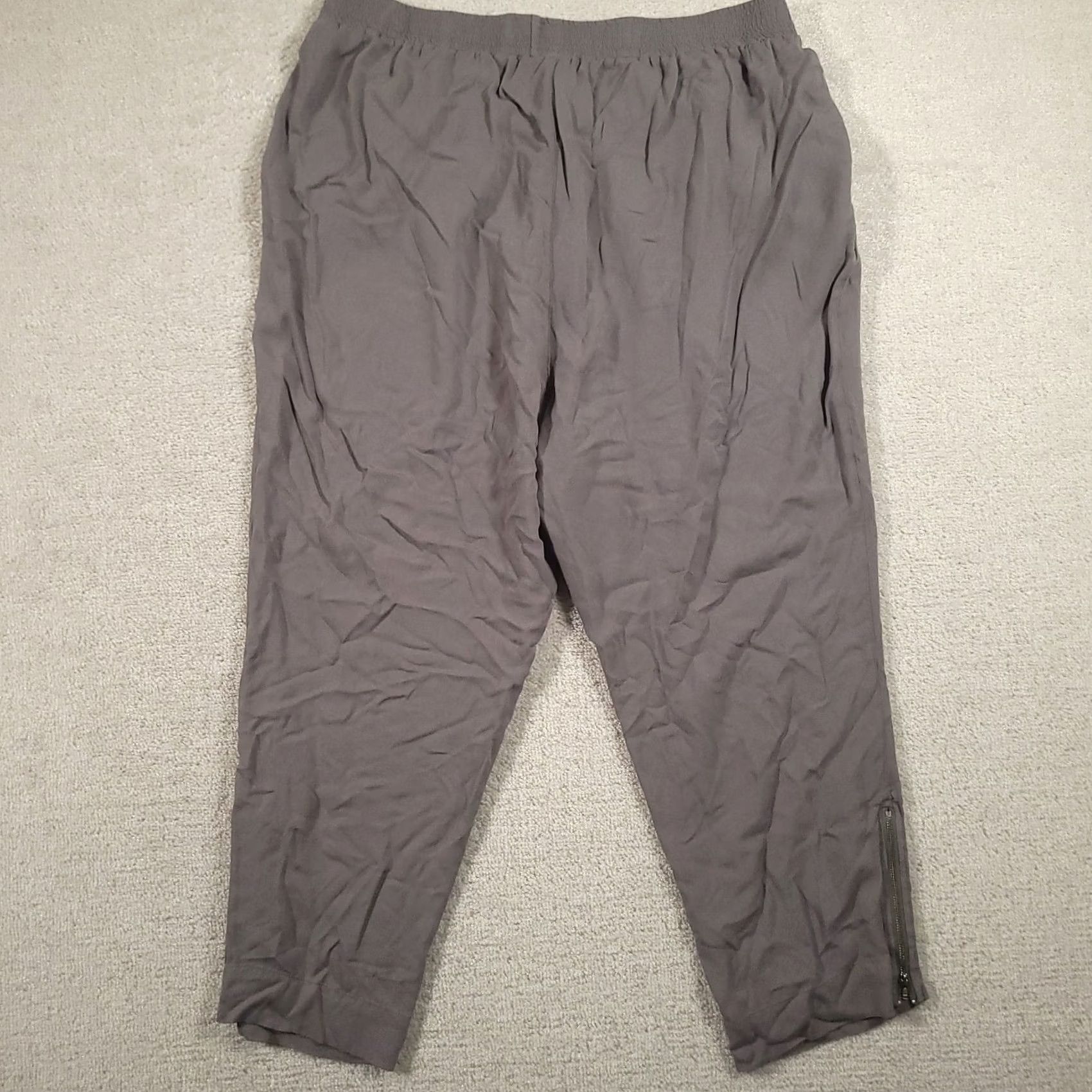 Soft Surroundings Soft Surroundings Pull On Pants Womens 1X Gray Lightweight Zip Ankle Side Pockets Tapered Bohemian Summer Spring Fall Ladies Mens Size 40" / US 18 - 7 Thumbnail