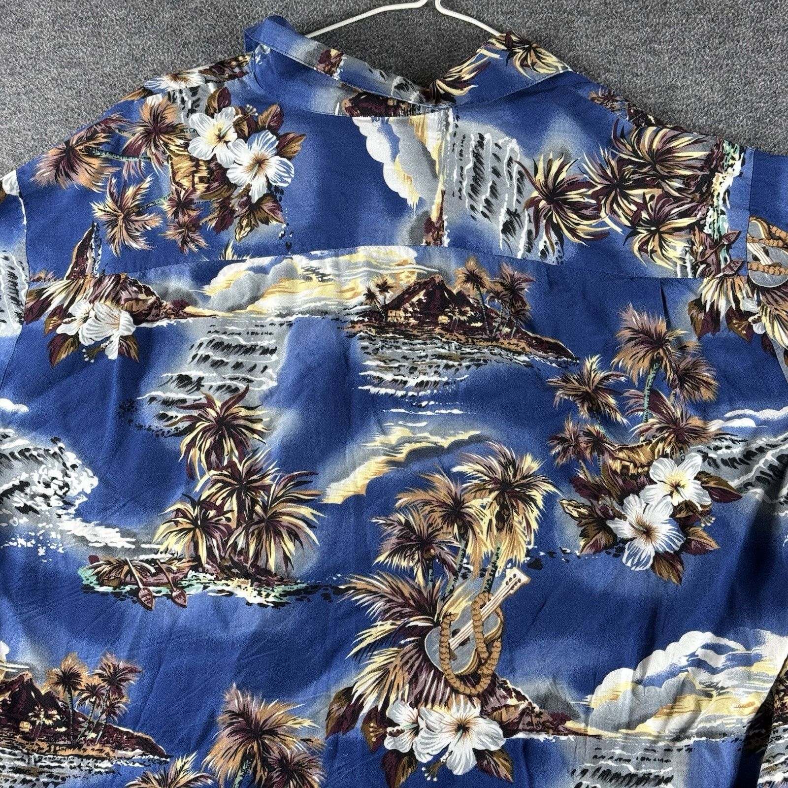 Hilo Hattie Hilo Hattie Hawaiian Shirt Floral Tropical Beach Men’s SZ XL Size US XL / EU 56 / 4 - 6 Thumbnail