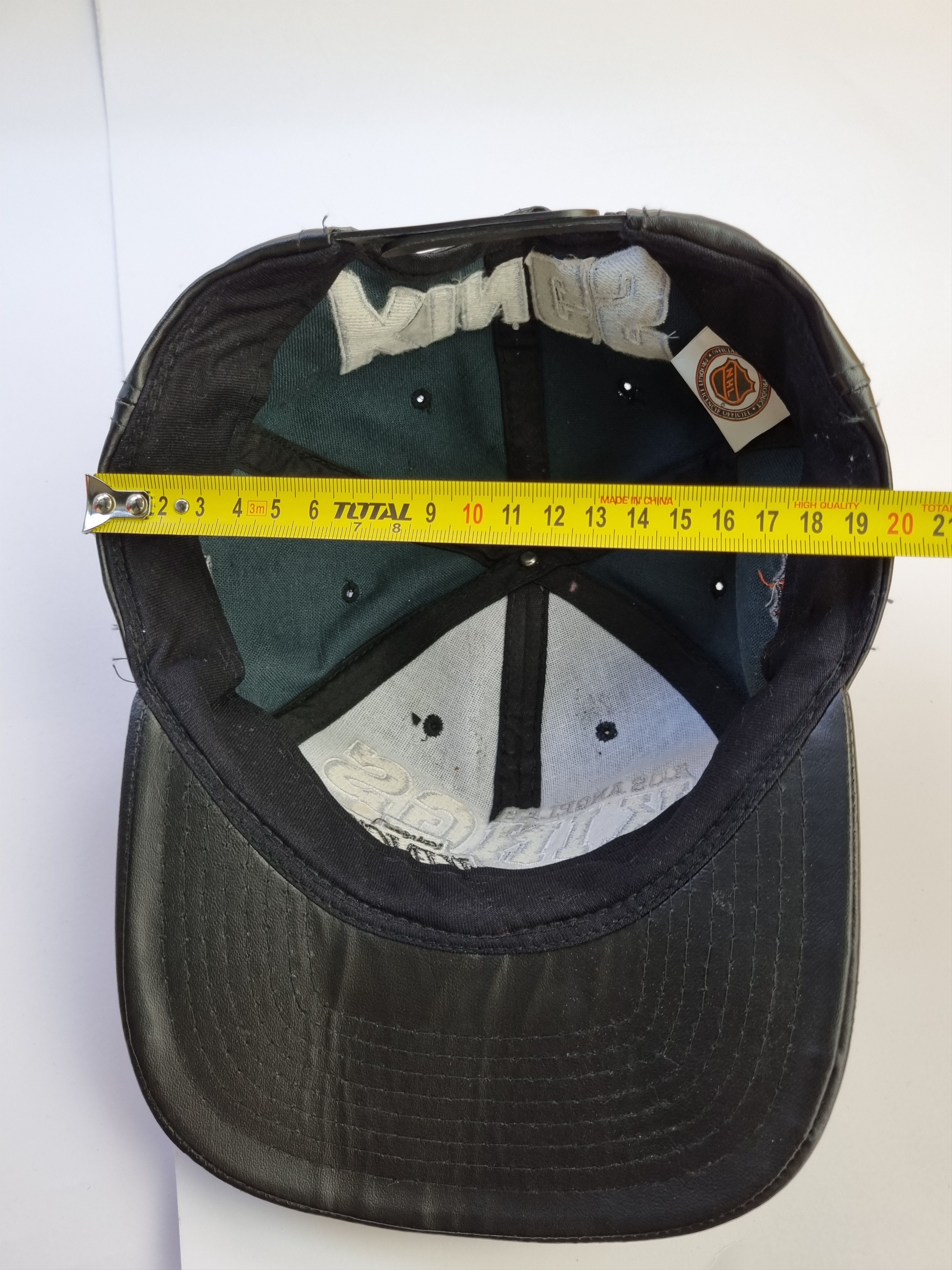 NHL × Vintage KINGS Embroidered Logo NHL Cap Size ONE SIZE - 16 Thumbnail