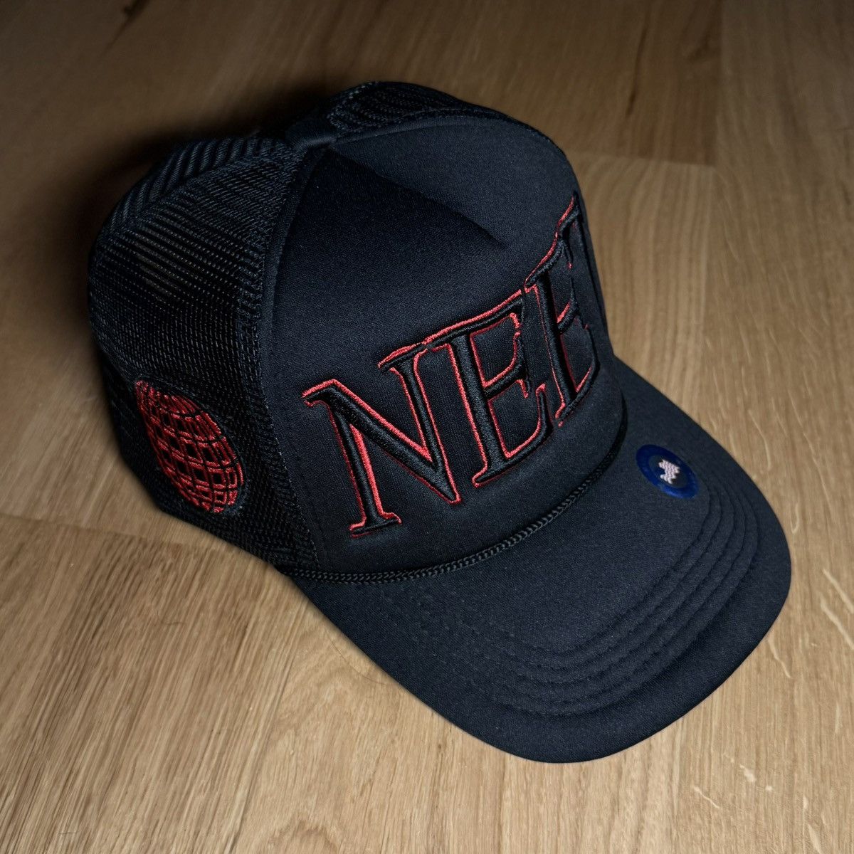 Other NEET x LOVEAMERICA TRUCKER HAT Size ONE SIZE - 2 Thumbnail
