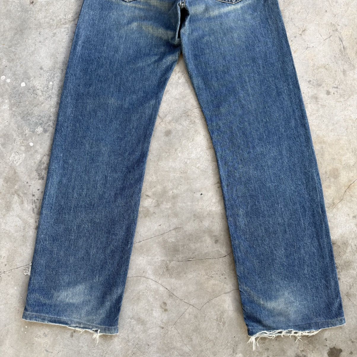 Levi's Vintage Clothing W31x33.5 Vintage Levi's 504 Faded Denim Jean Pants Size US 31 - 11 Thumbnail