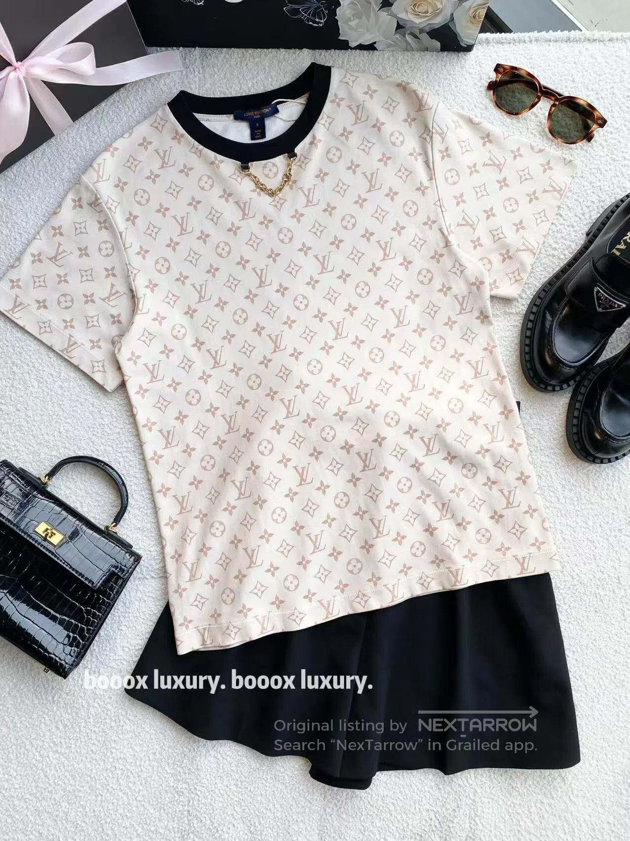 Louis Vuitton Louis Vuitton The old flower is full of printed chain logo Size S / US 4 / IT 40 - 1 Thumbnail