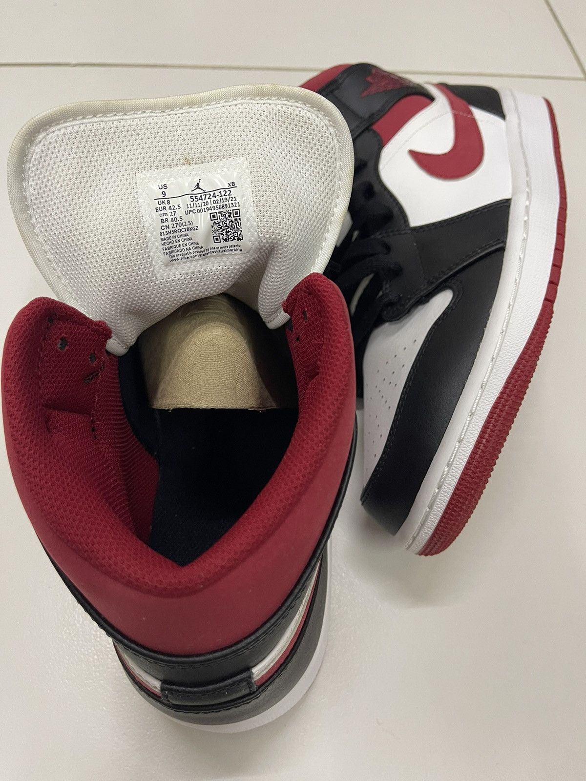 Jordan Brand Rare NIKE AIR JORDAN AJ1 Mid Gym Red White Black Size US 9 / EU 42 - 6 Thumbnail