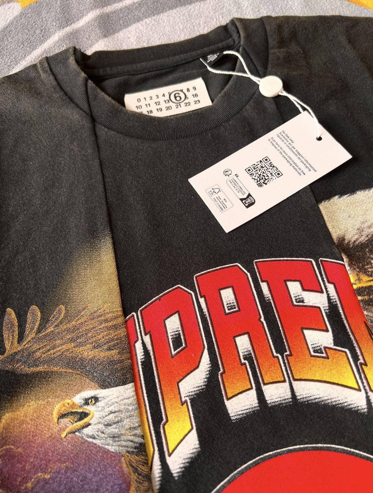 Maison Margiela × Supreme XL Supreme x MM6 Maison Margiela Split Graphic Top black red Size US XL / EU 56 / 4 - 15 Thumbnail