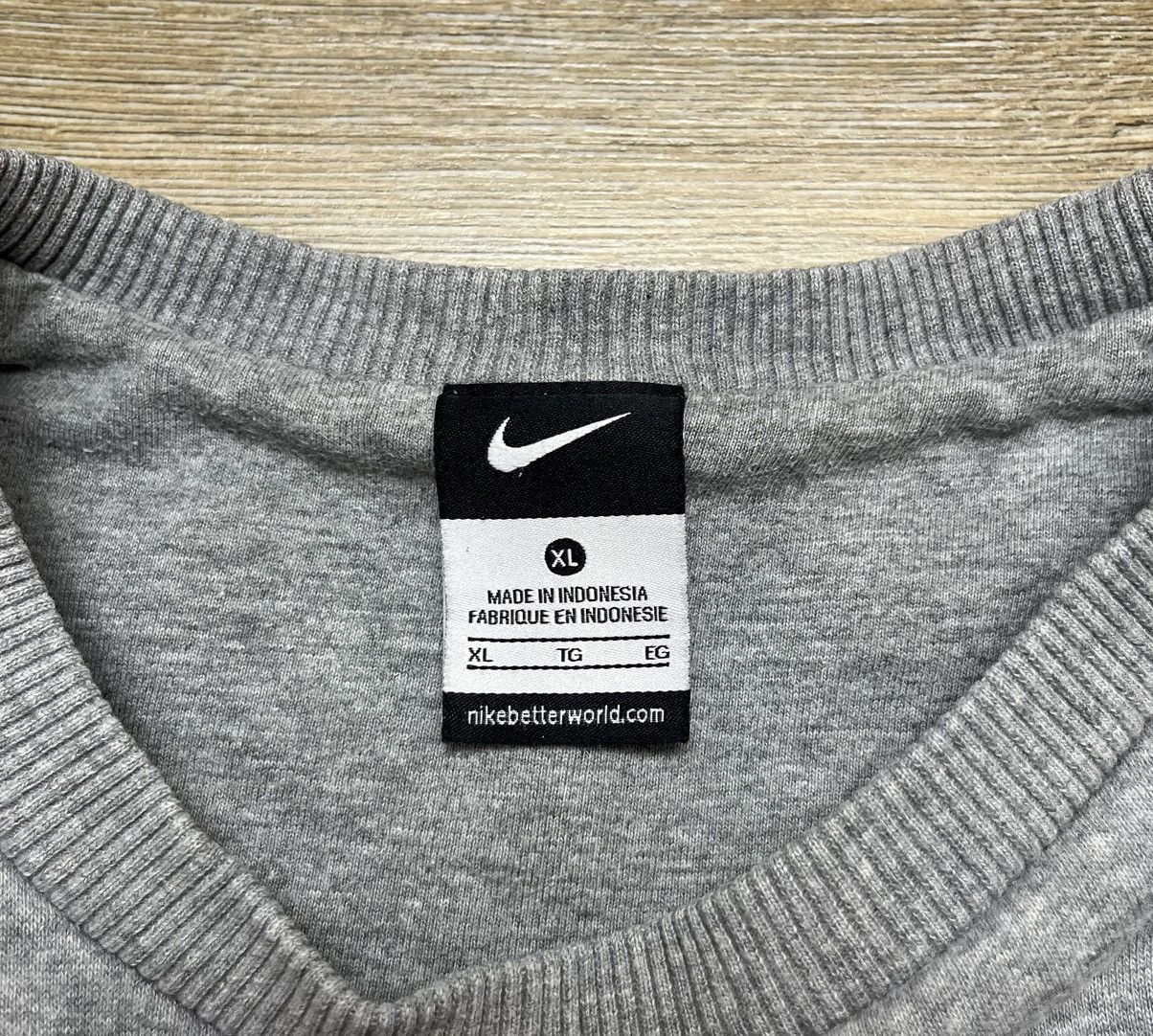 Nike VTG NIKE BIG LOGO SWEATSHIRT 90S Size US XL / EU 56 / 4 - 3 Thumbnail