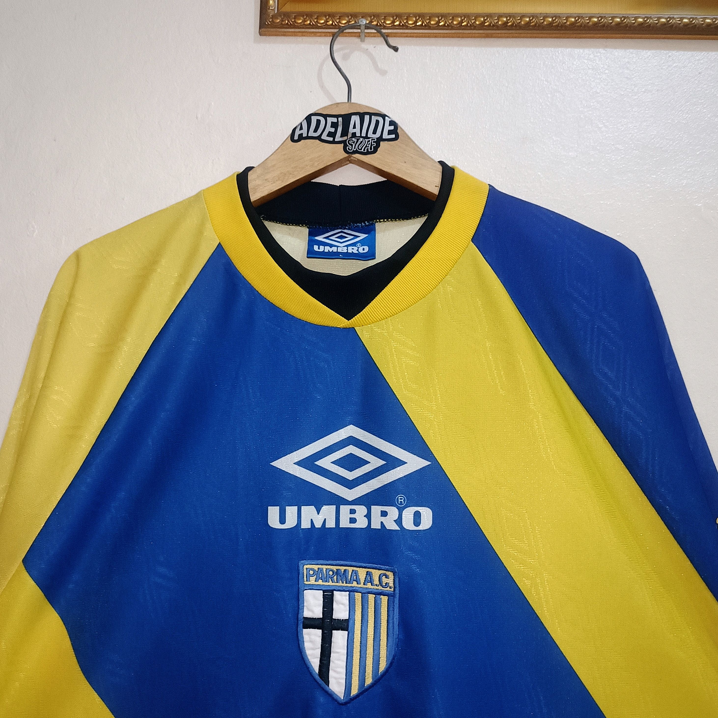 Umbro Parma Calcio 1993-1994 Training Jersey Size US L / EU 52-54 / 3 - 4 Thumbnail