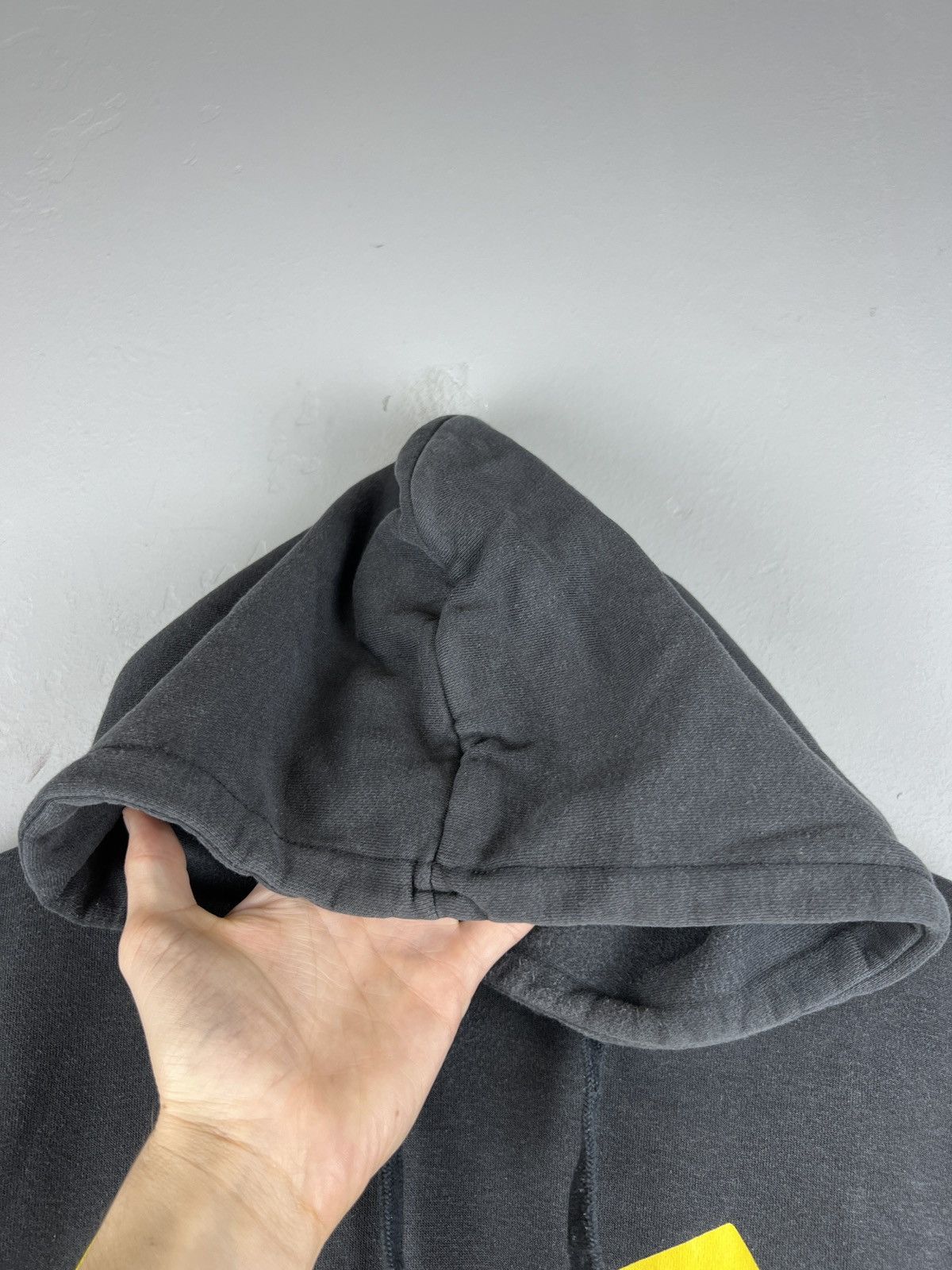 Wu-Tang Clan 💥RARE💥 VINTAGE 90s WU TANG CLAN RUSSEL ATHLETIC HOODIE Size US XXL / EU 58 / 5 - 7 Thumbnail