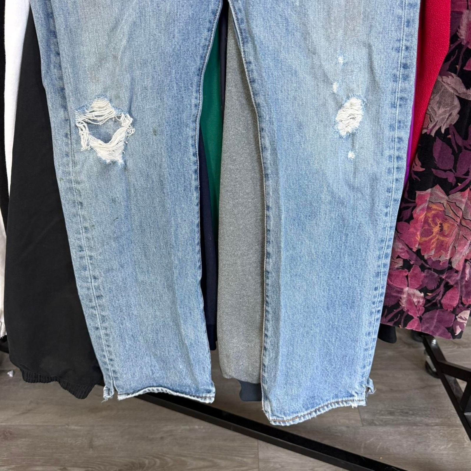 Levi's Vintage 80s or 90s Levis 501 Jeans Perfectly Distressed Size US 34 / EU 50 - 7 Thumbnail