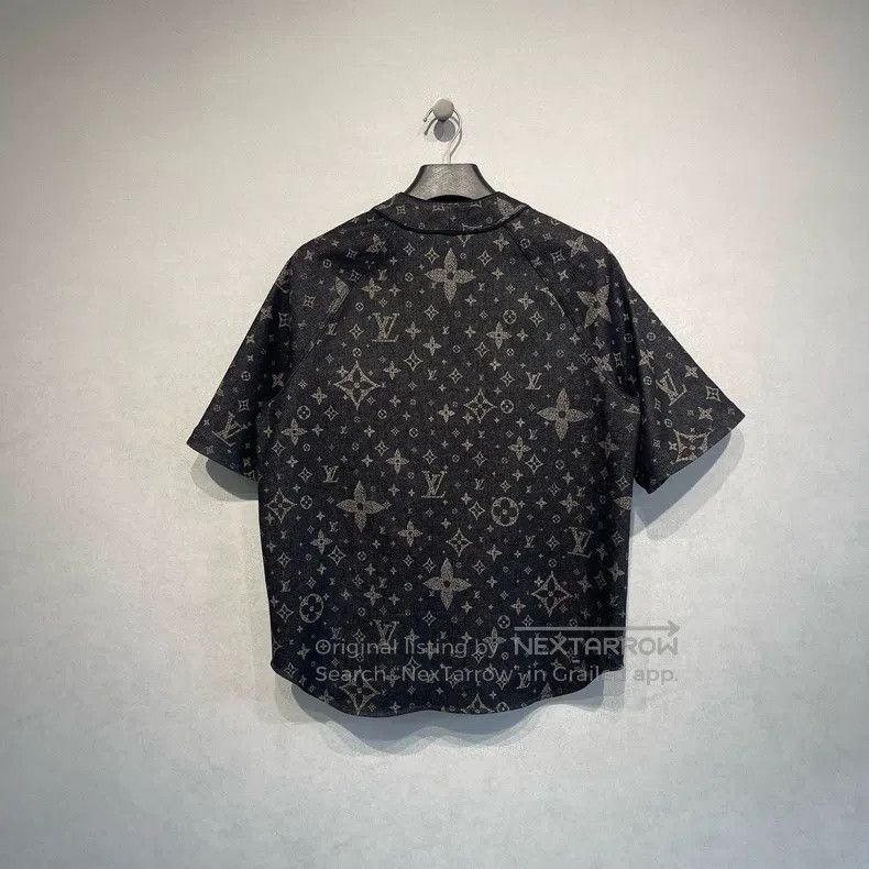Louis Vuitton Louis Vuitton Three-flower logo full printed short-sleeved Size US L / EU 52-54 / 3 - 2 Thumbnail