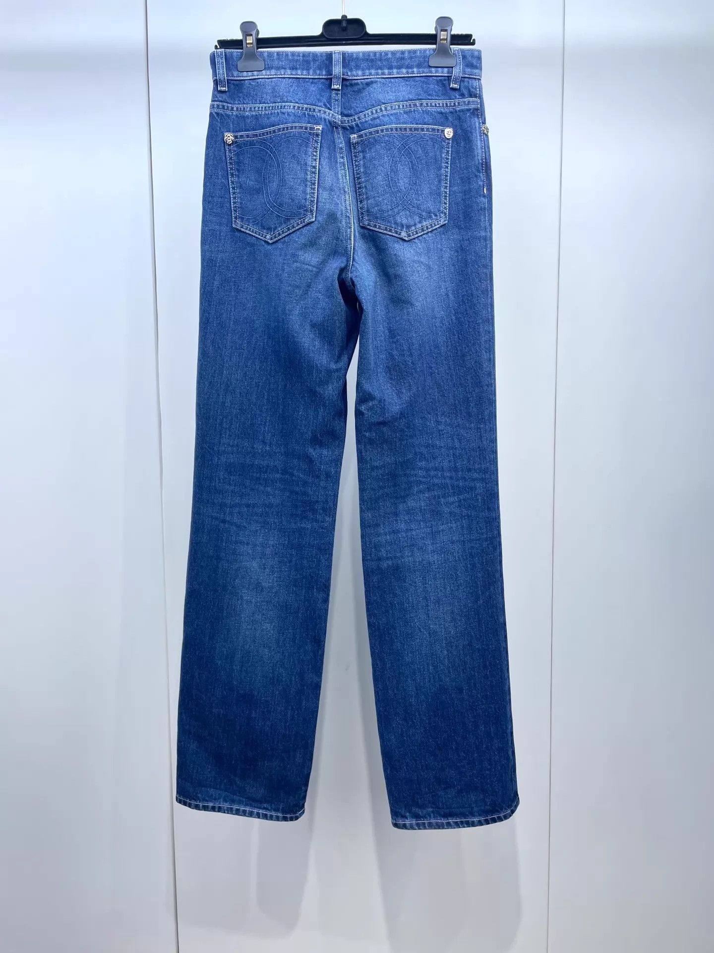 Chanel Chanel 25B Jeans 38 (98 New, Tags) Authentic Size 27" / US 4 / IT 40 - 2 Thumbnail