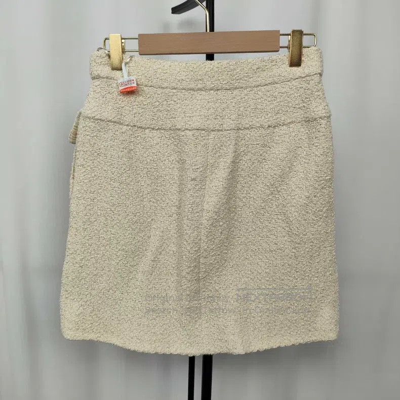 Chanel Chanel Tweed skirt Size 24" / US 00 / IT 34 - 2 Thumbnail