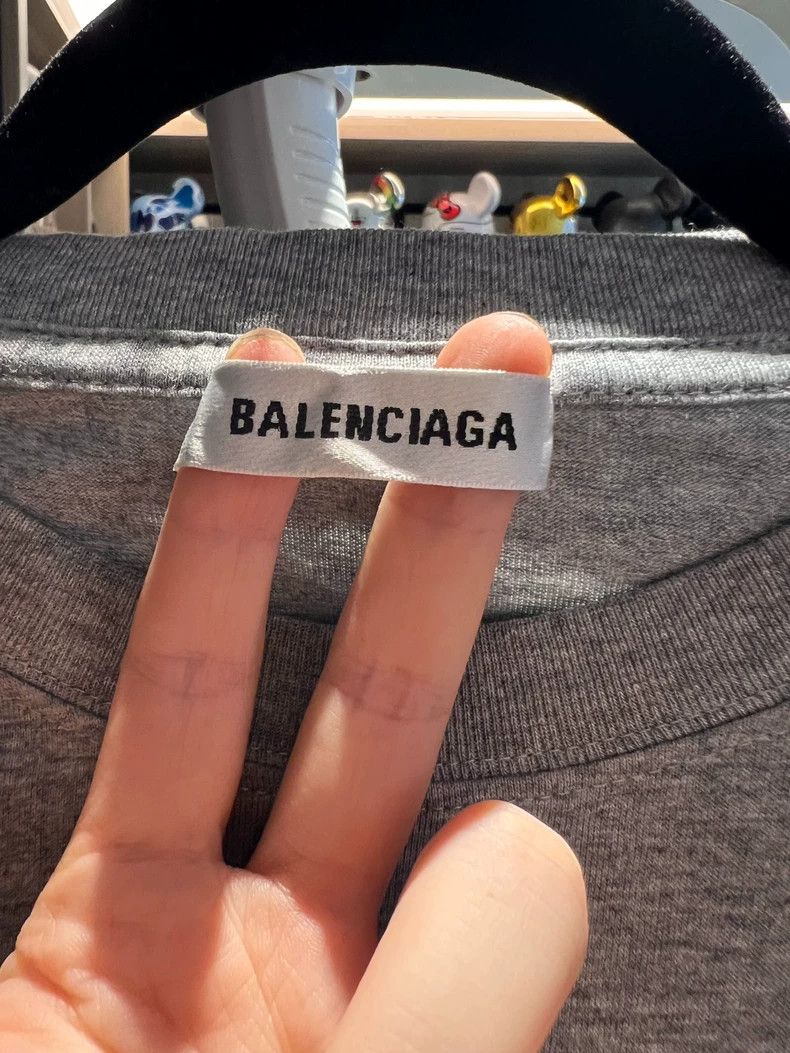 Balenciaga Balenciaga Heather Gray Buckle Short Sleeve Size L Size US L / EU 52-54 / 3 - 5 Thumbnail