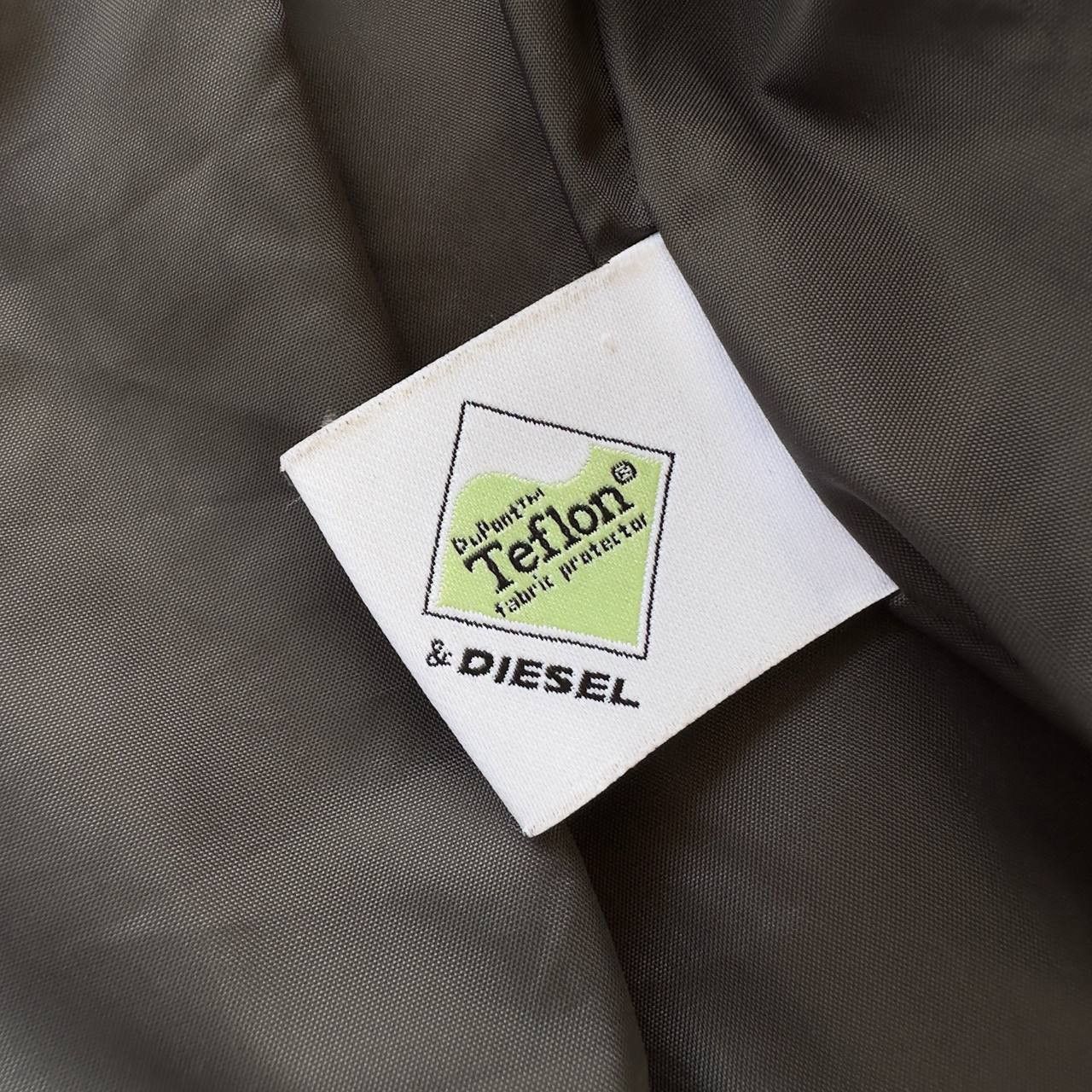 Diesel VINTAGE DIESEL PUFFER DOWN JACKET Y2K TEFLON Size US S / EU 44-46 / 1 - 15 Thumbnail