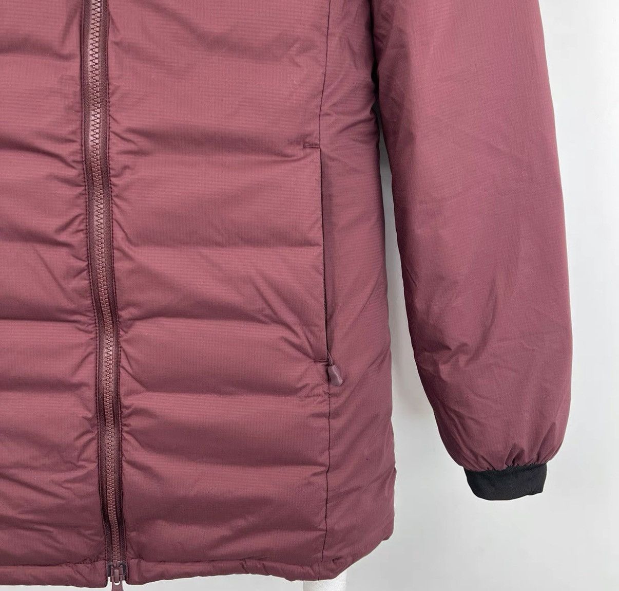 Canada Goose Canada Goose Camp Hoody Burgundy Logo Down Jacket K12 Size XS / US 0-2 / IT 36-38 - 5 Thumbnail