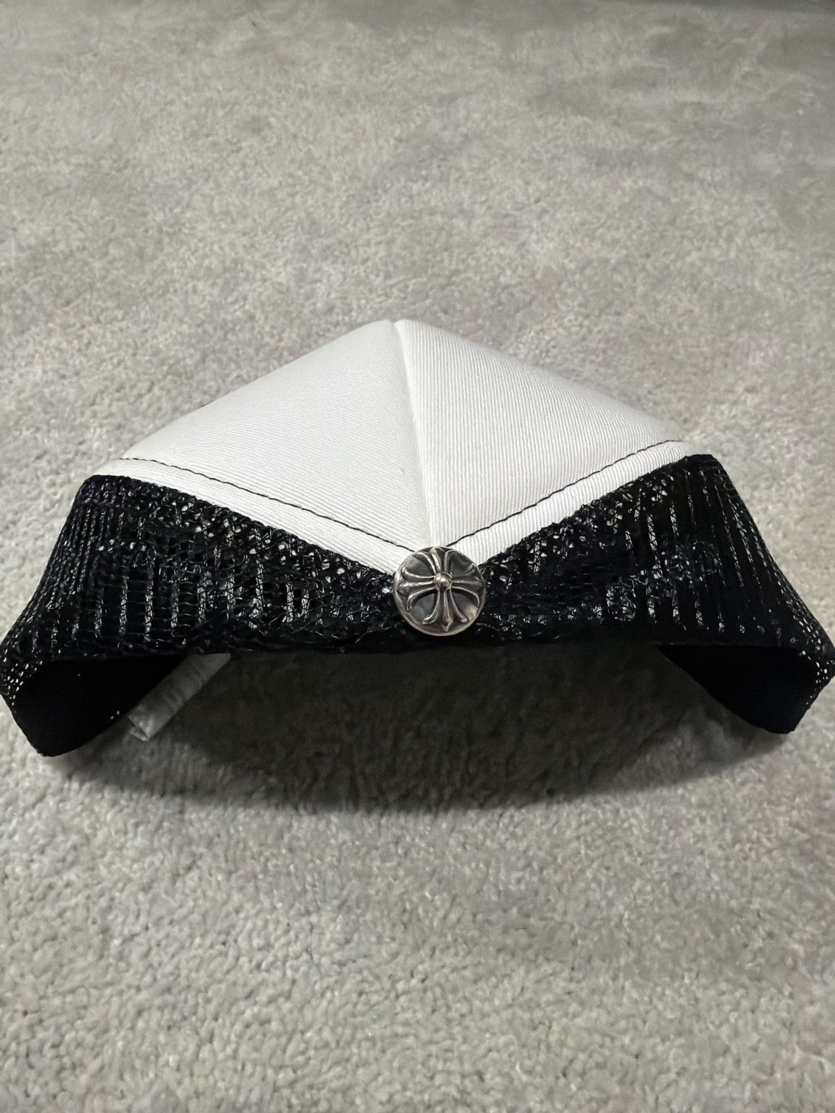 Chrome Hearts Chrome Hearts CH Hollywood White Black Trucker Hat Size ONE SIZE - 2 Thumbnail