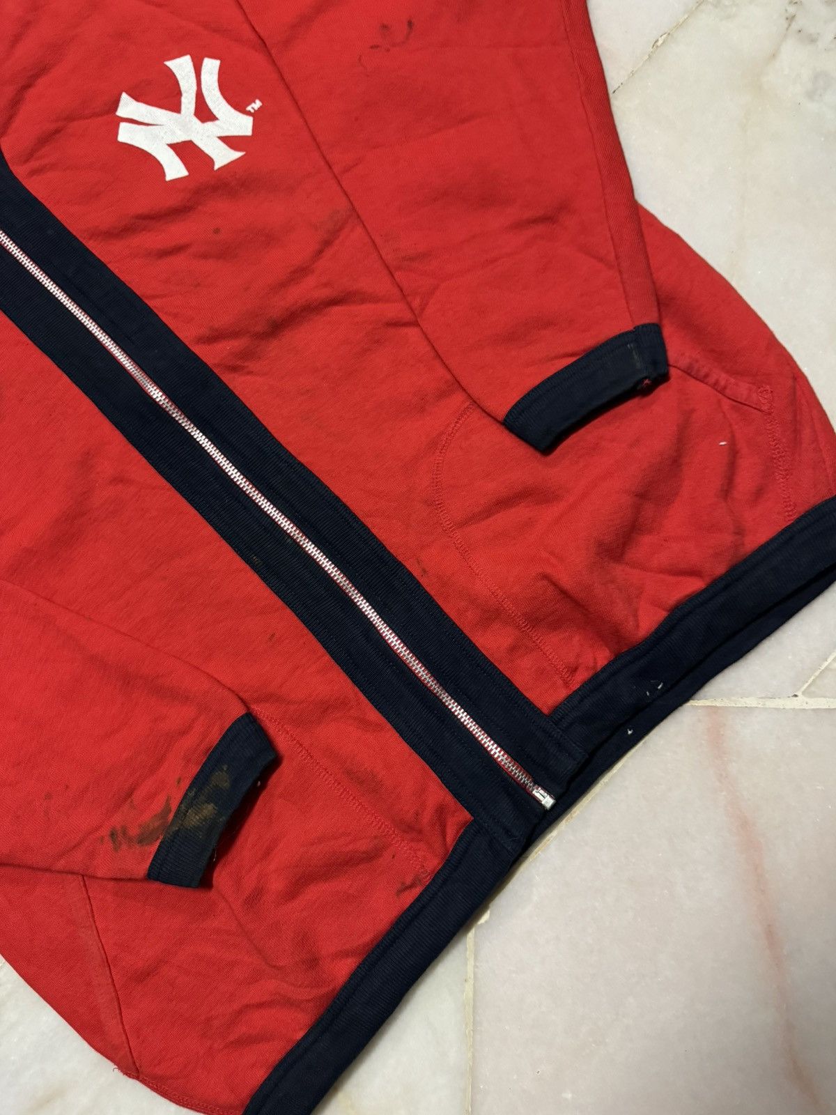 MLB 💥VINTAGE MLB 1998's NY LOGO ZIPPER SWEATER PLAYER WEAR Size US L / EU 52-54 / 3 - 8 Thumbnail